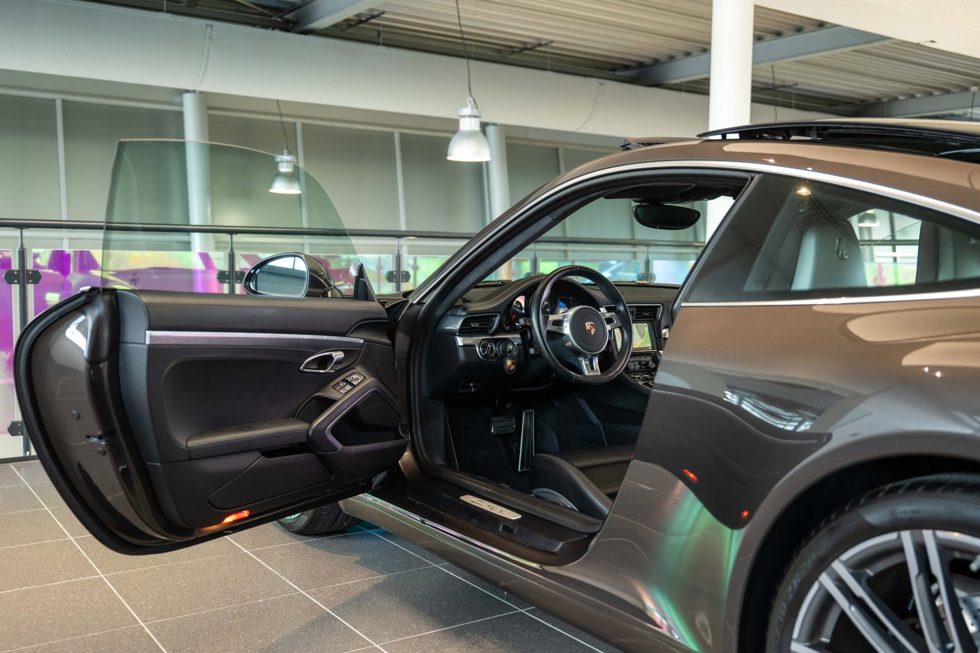 Foto van Porsche 911 Carrera