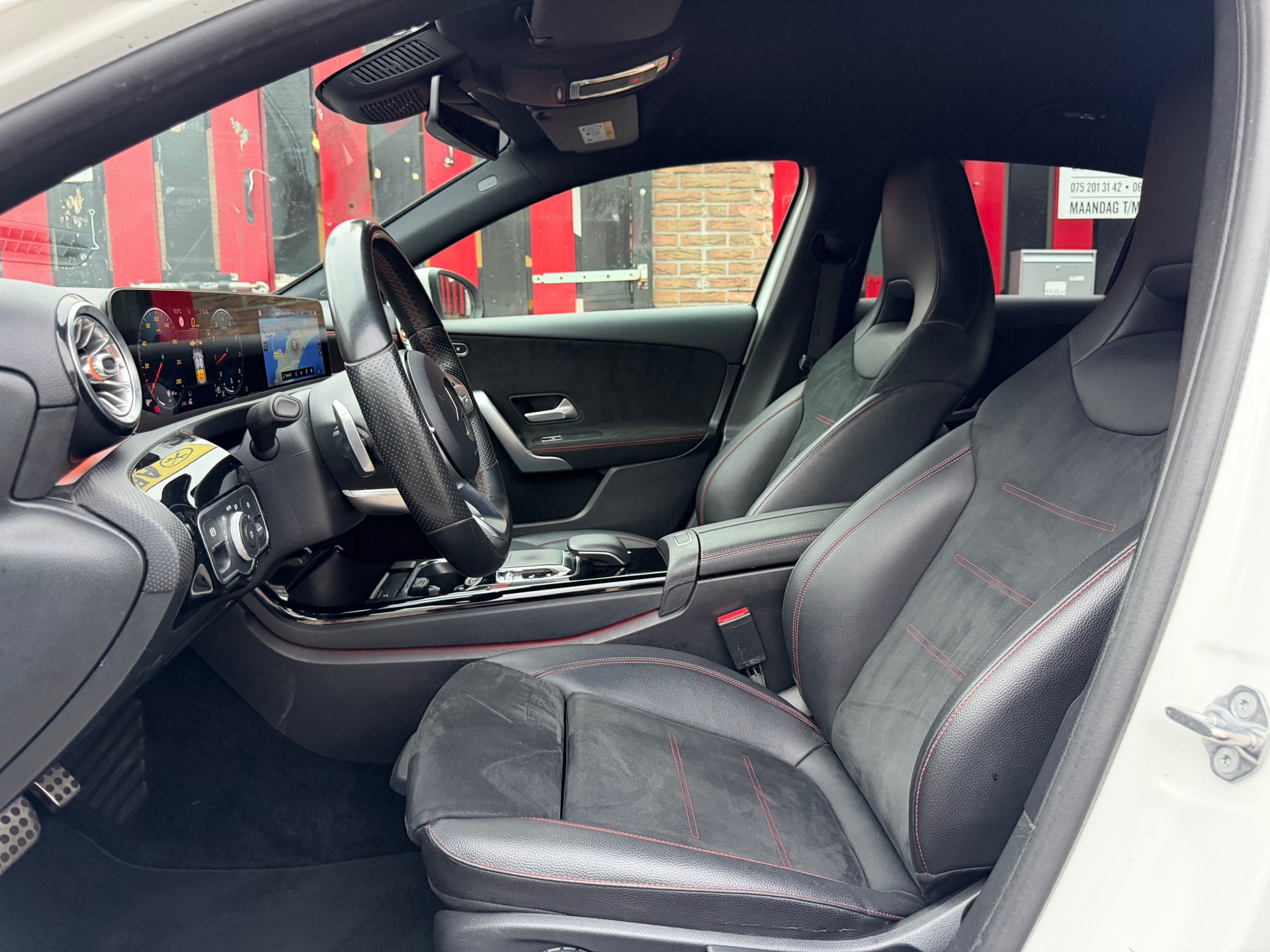 Foto van Mercedes-Benz A 220