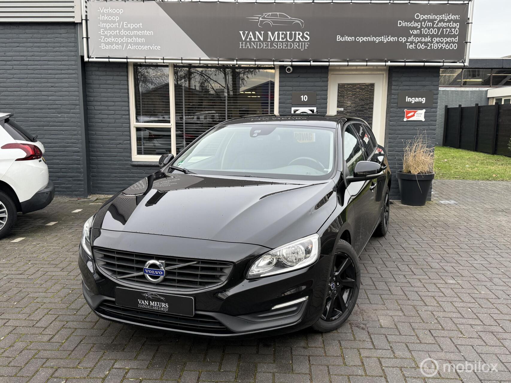 Volvo V60 2.0 D2 Kinetic Business, Airco, cruise, apk 11-2026 2015 - voorkant