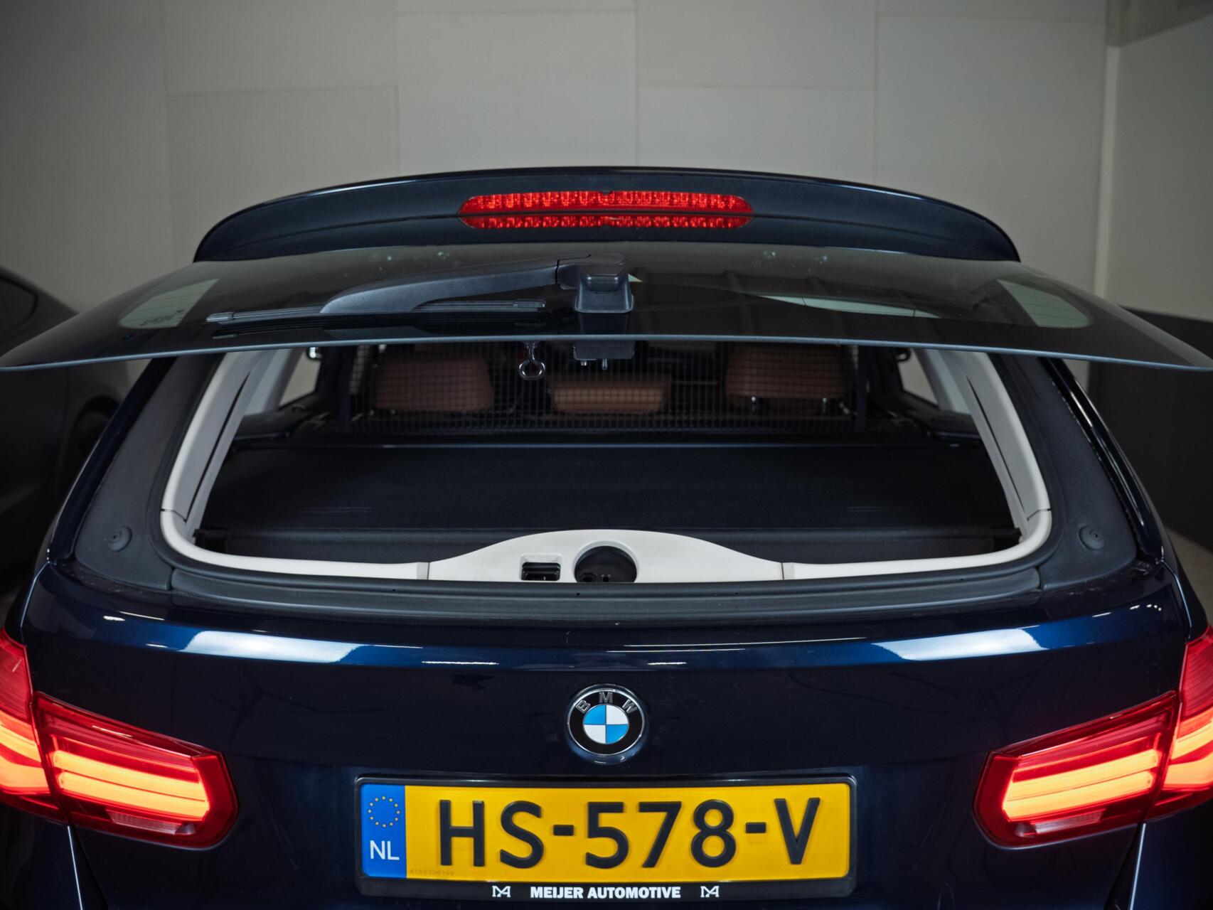 Foto van BMW 320i