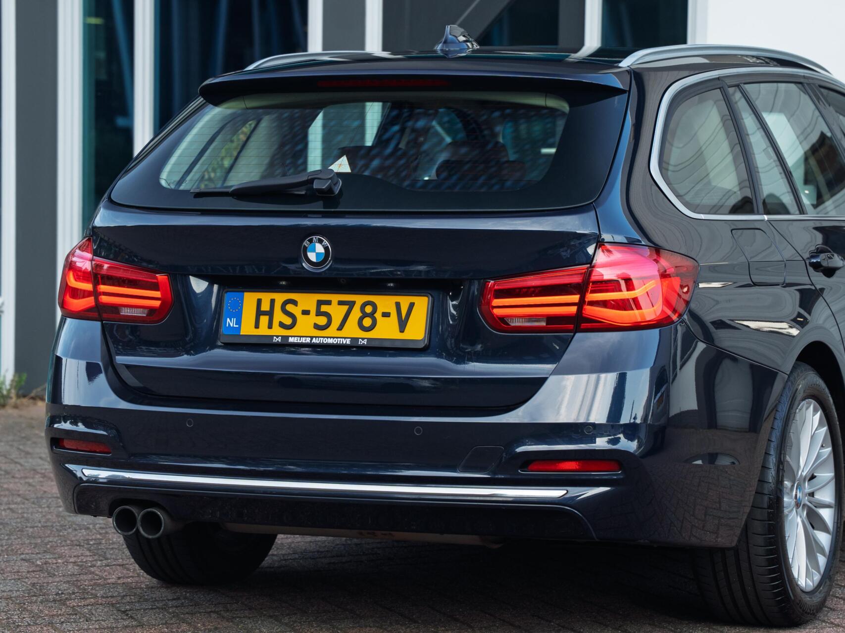 Foto van BMW 320i
