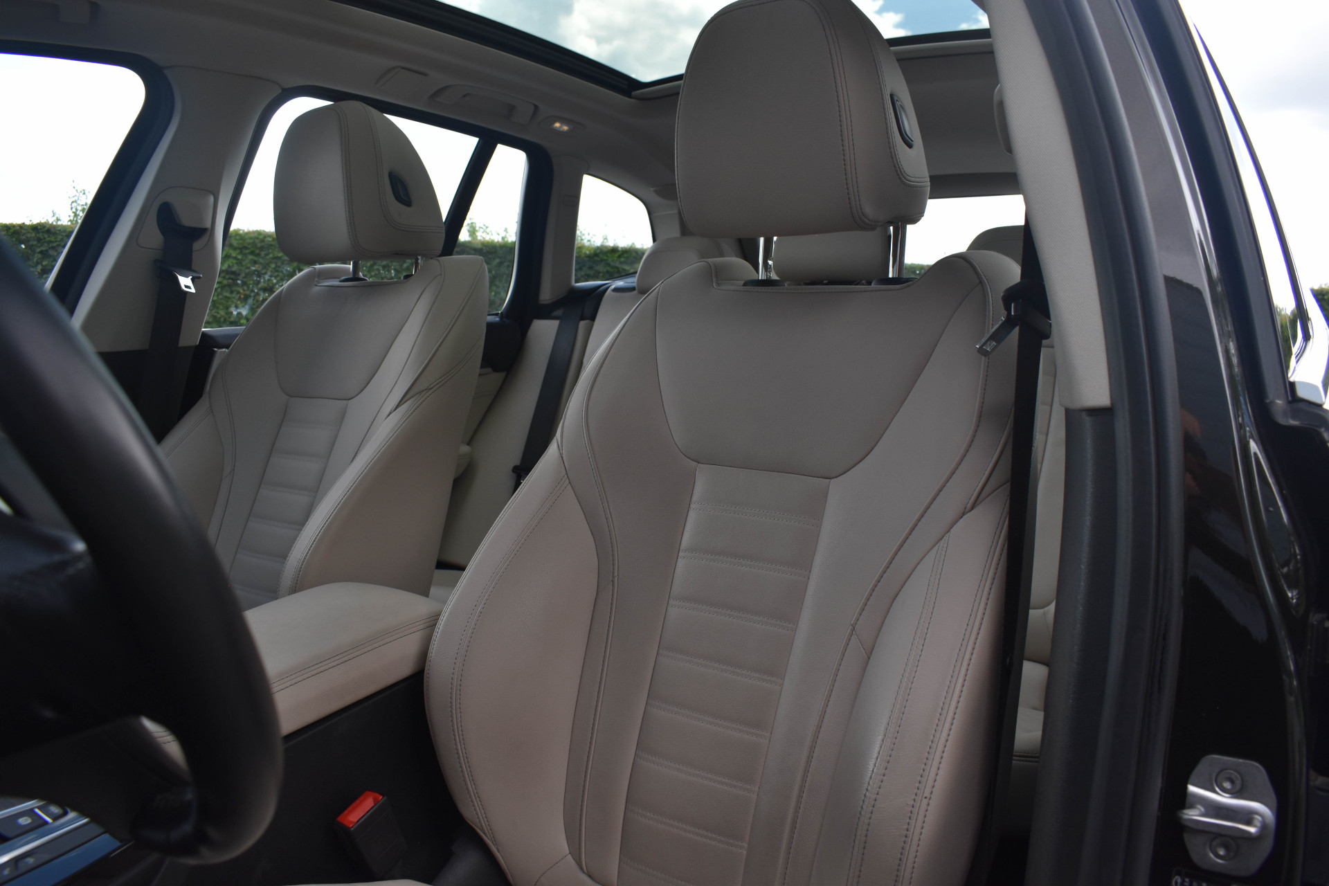 Foto van BMW X3 Xdrive20i