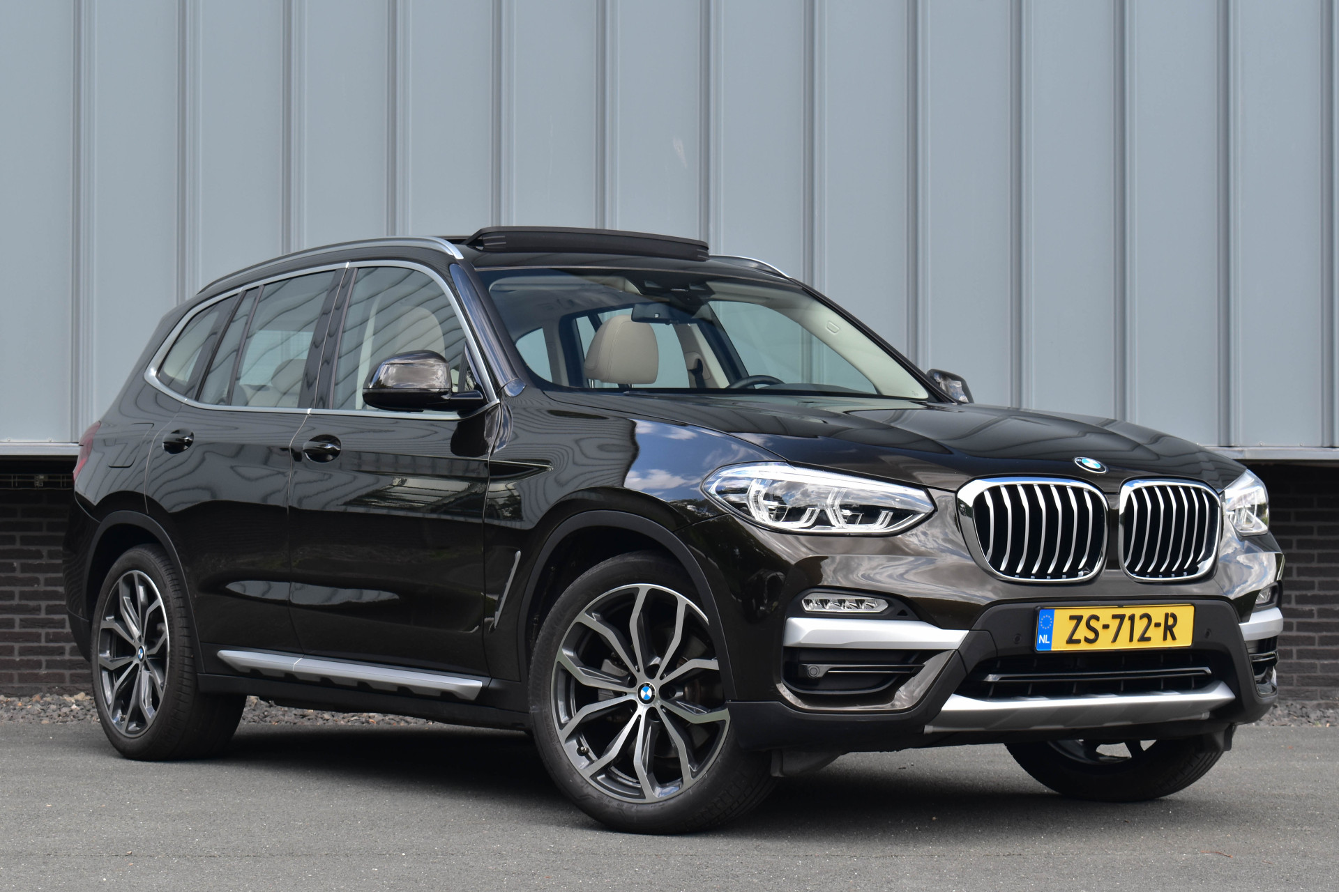 BMW X3 Xdrive20i xDrive20i High Executive | Pano | Trekhaak | Leder | Stoelverwarming 2019 - voorkant