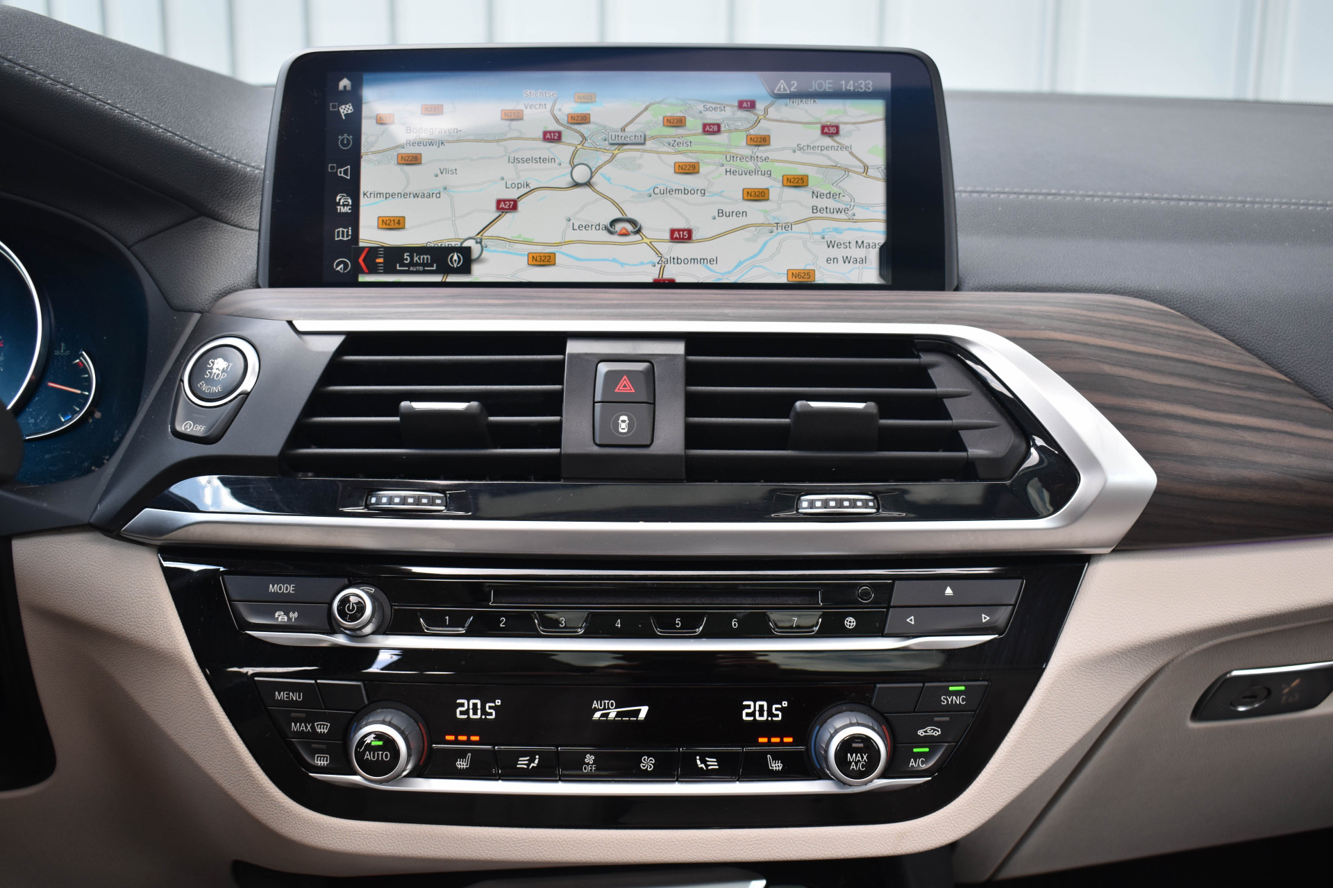 Foto van BMW X3 Xdrive20i