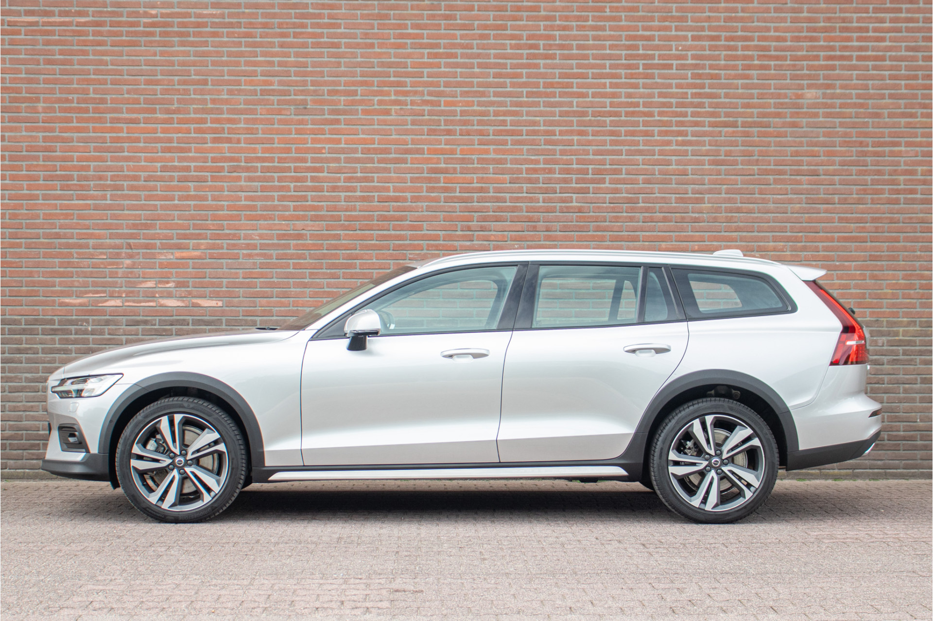 Foto van Volvo V60 Cross Country