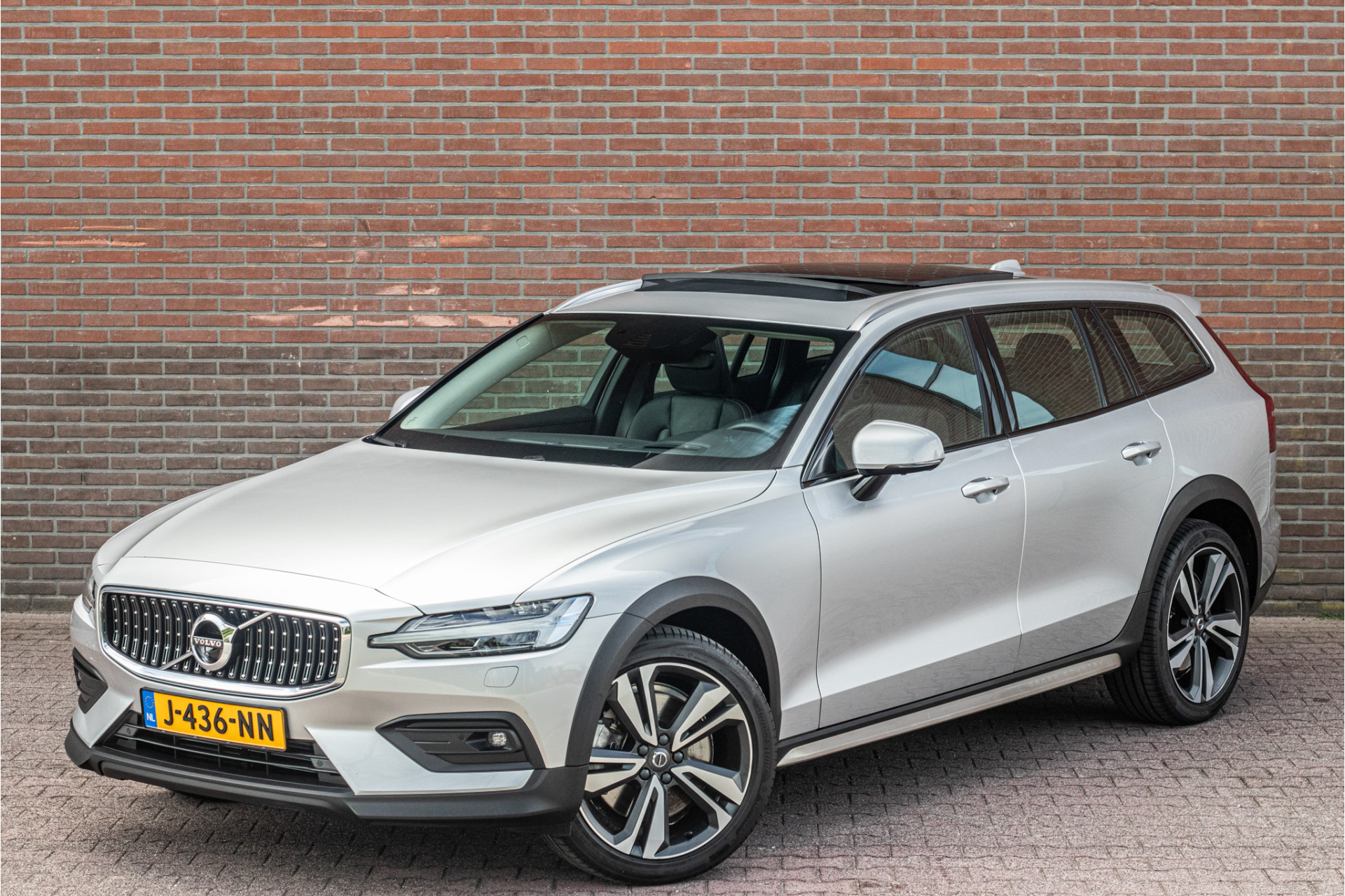 Foto van Volvo V60 Cross Country