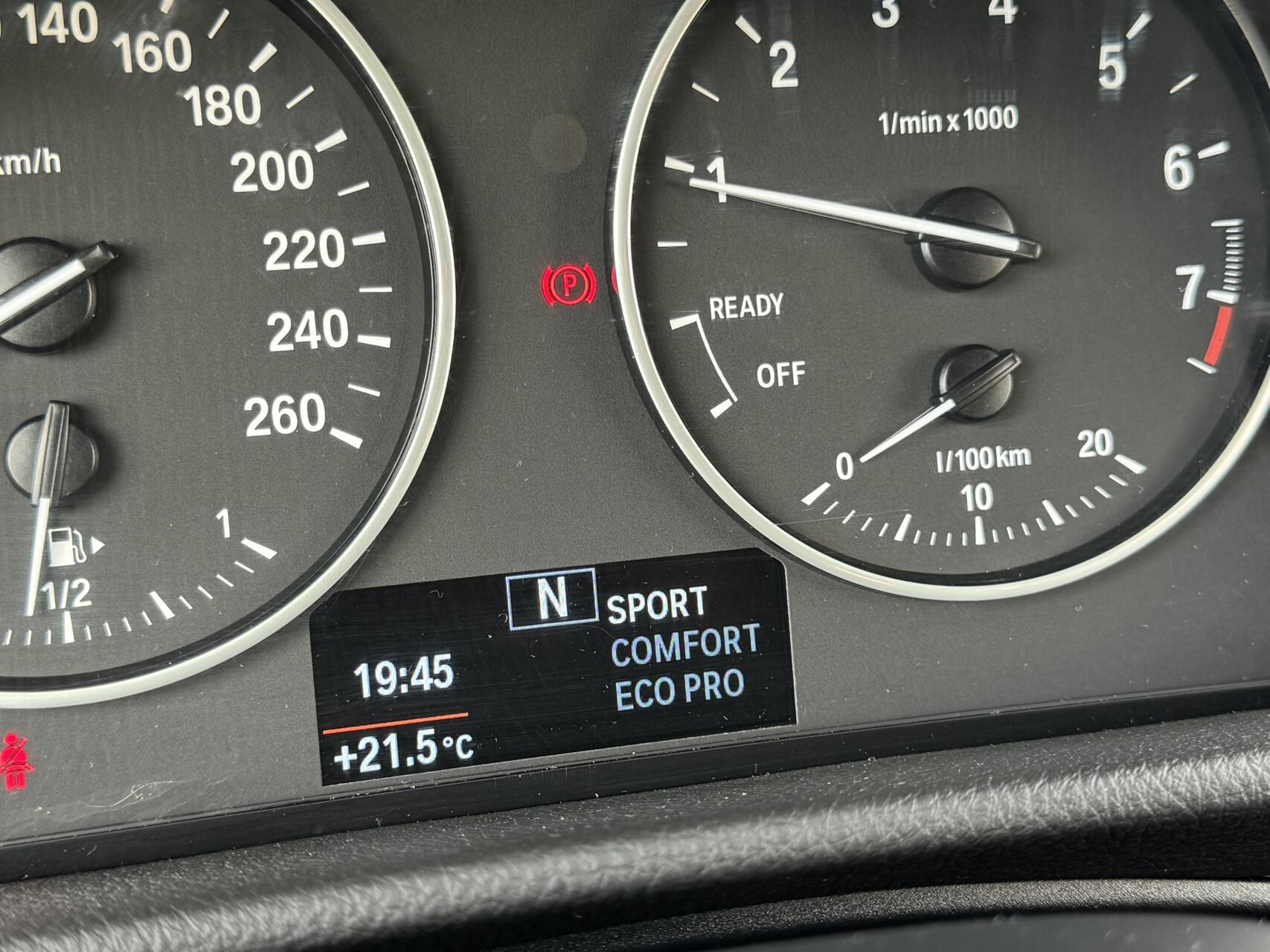 Foto van BMW 216i Active Tourer
