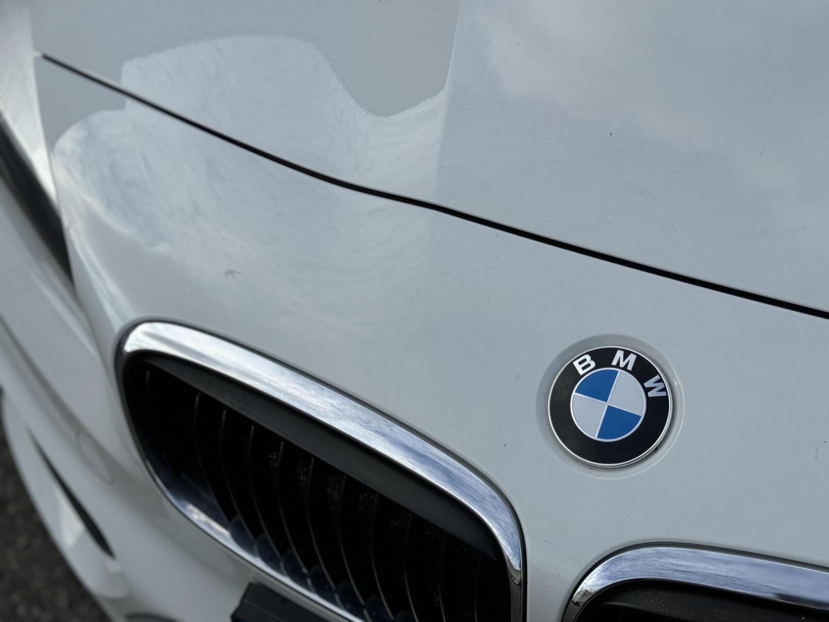 Foto van BMW 216i Active Tourer