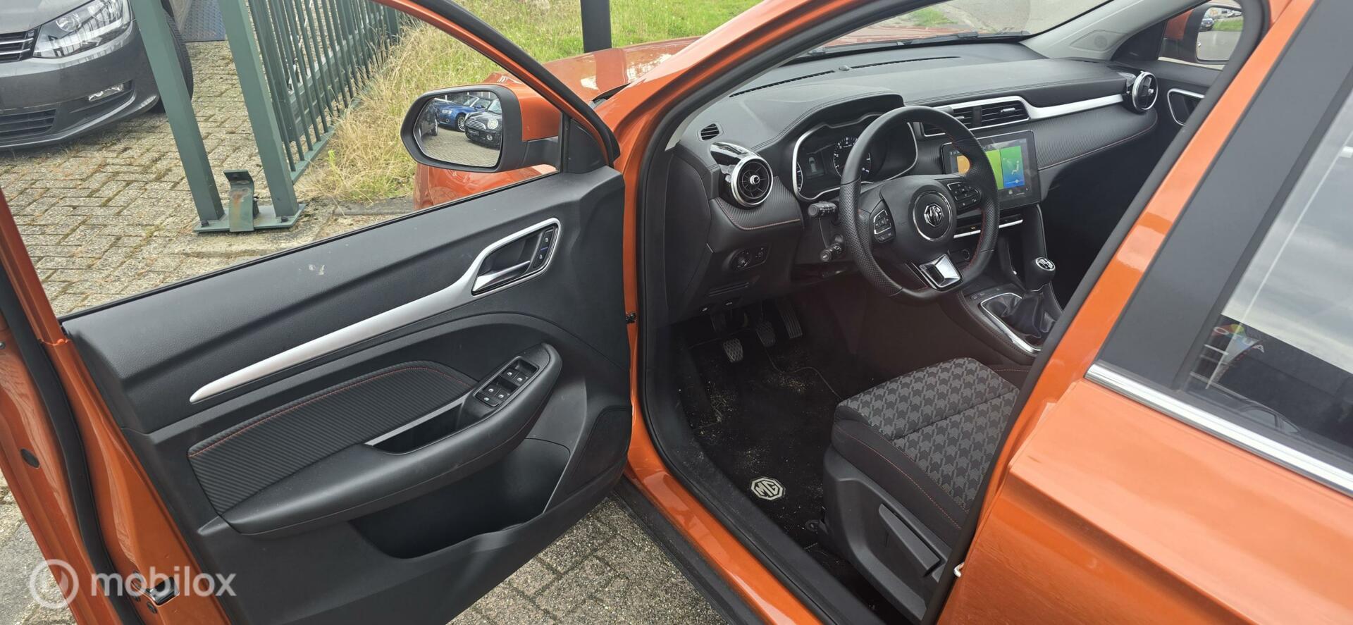 Foto van MG ZS