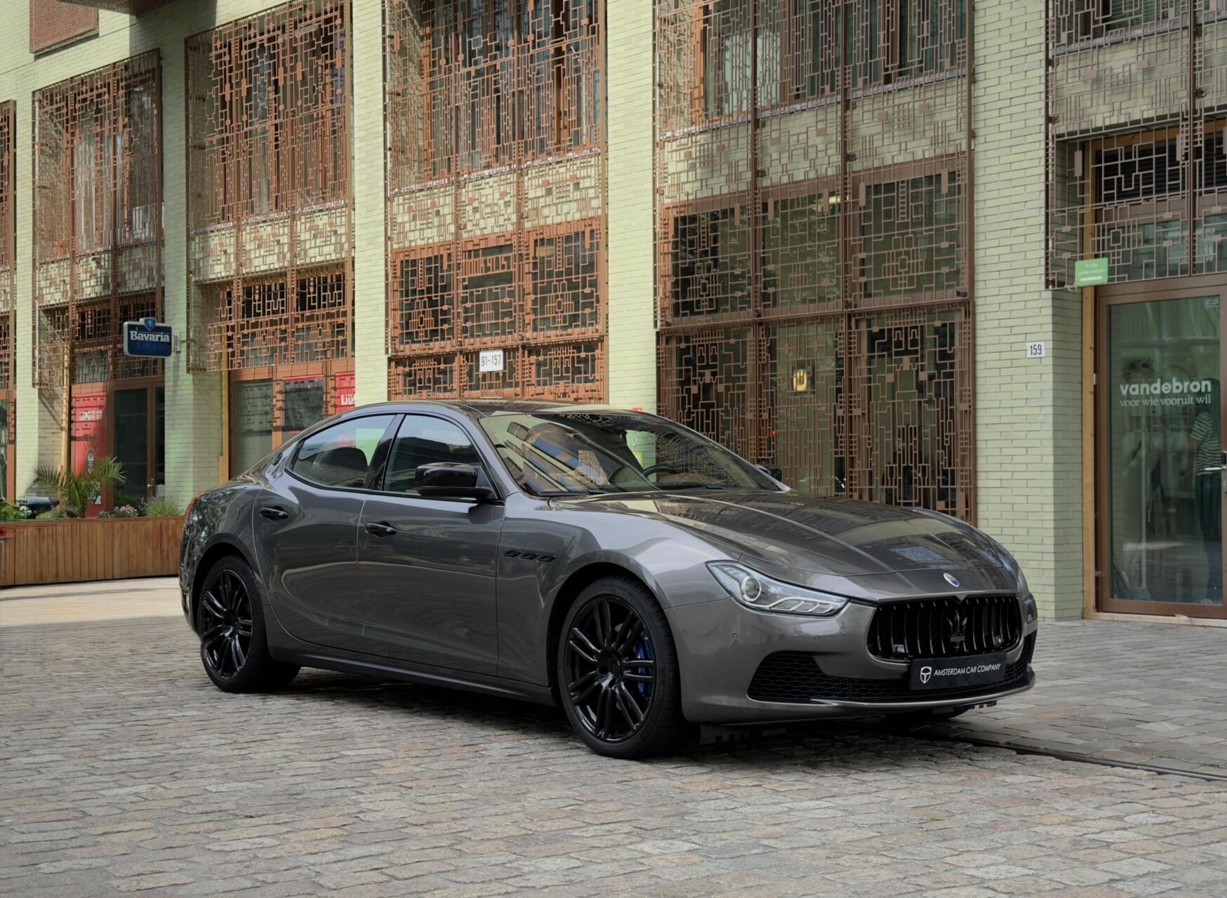 Maserati Ghibli 3.0 - Zeer nette auto - Perfect onderhouden 2014 - voorkant