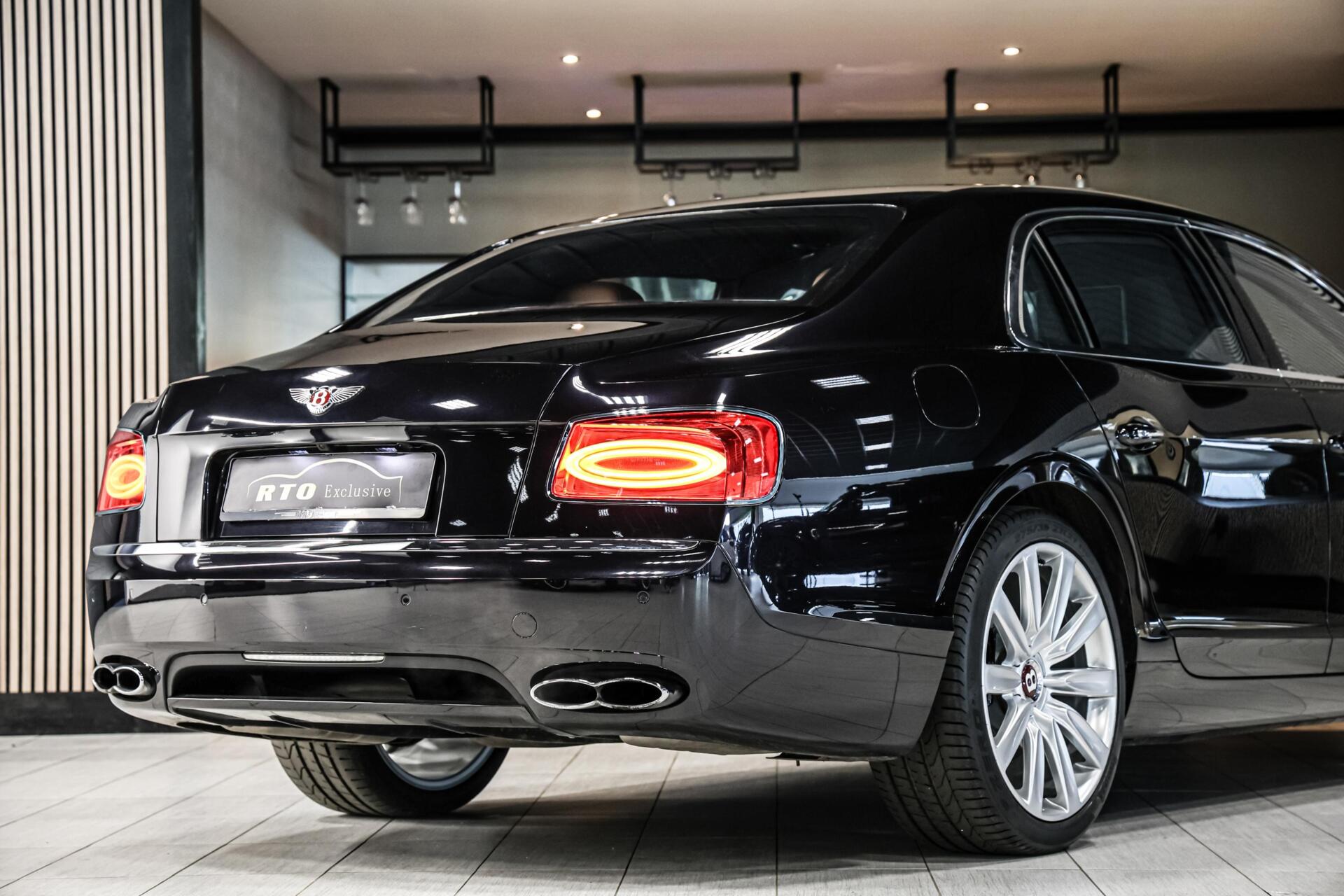 Foto van Bentley Flying Spur