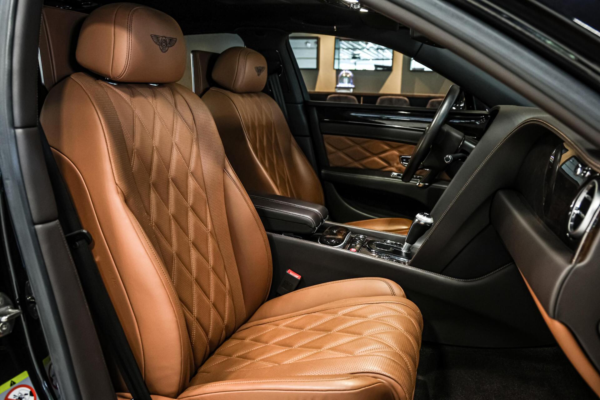 Foto van Bentley Flying Spur