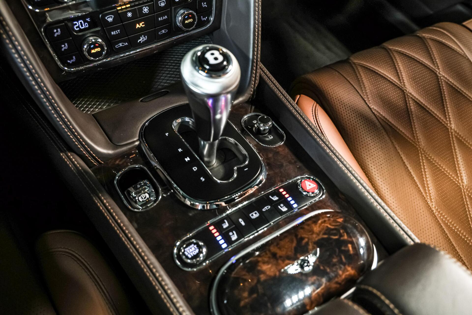 Foto van Bentley Flying Spur
