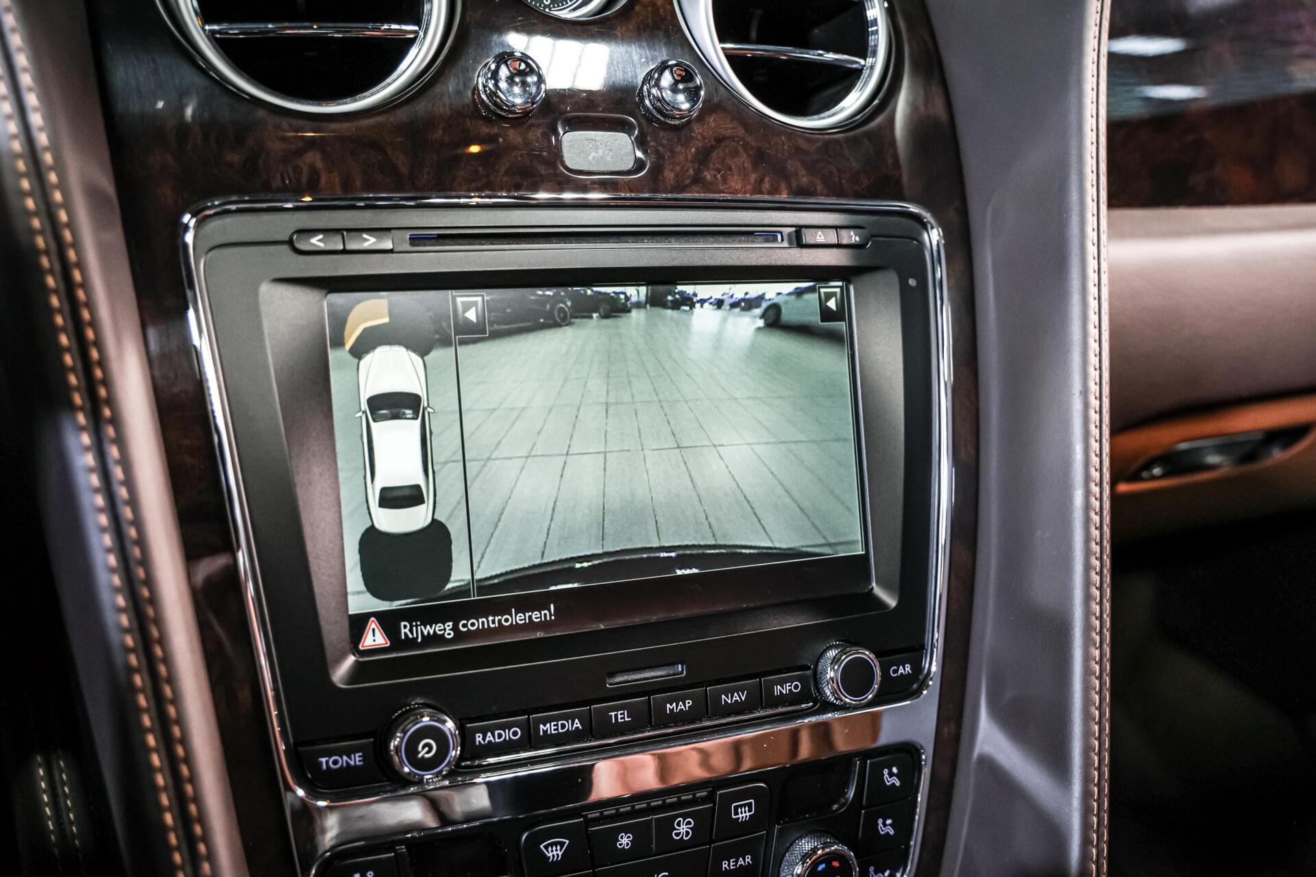 Foto van Bentley Flying Spur