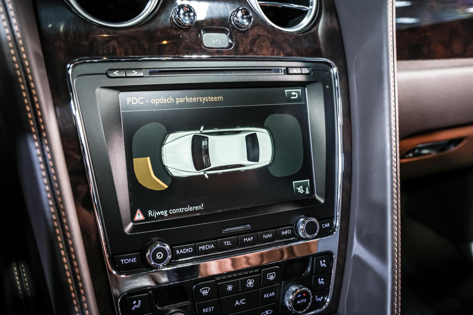 Foto van Bentley Flying Spur