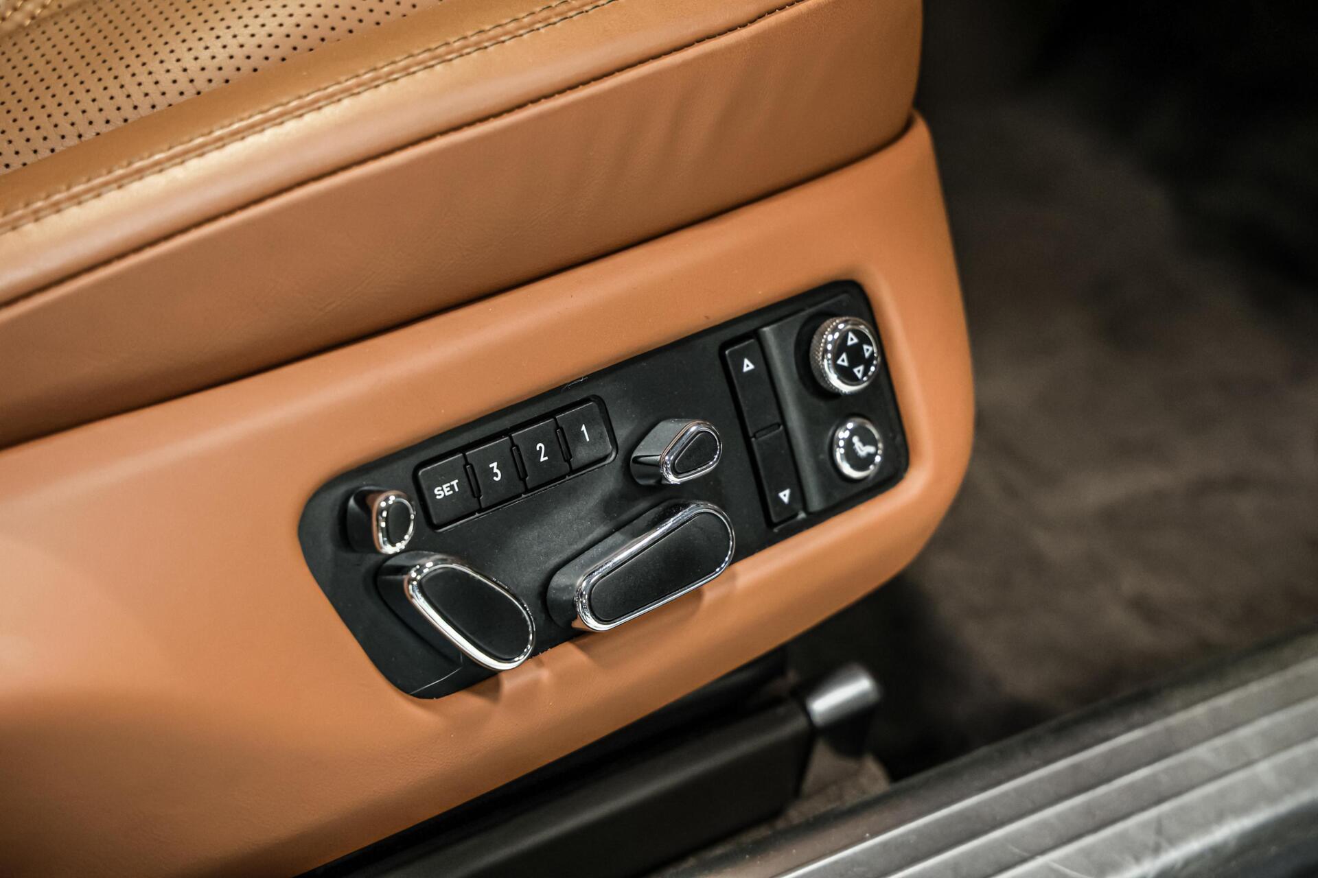 Foto van Bentley Flying Spur
