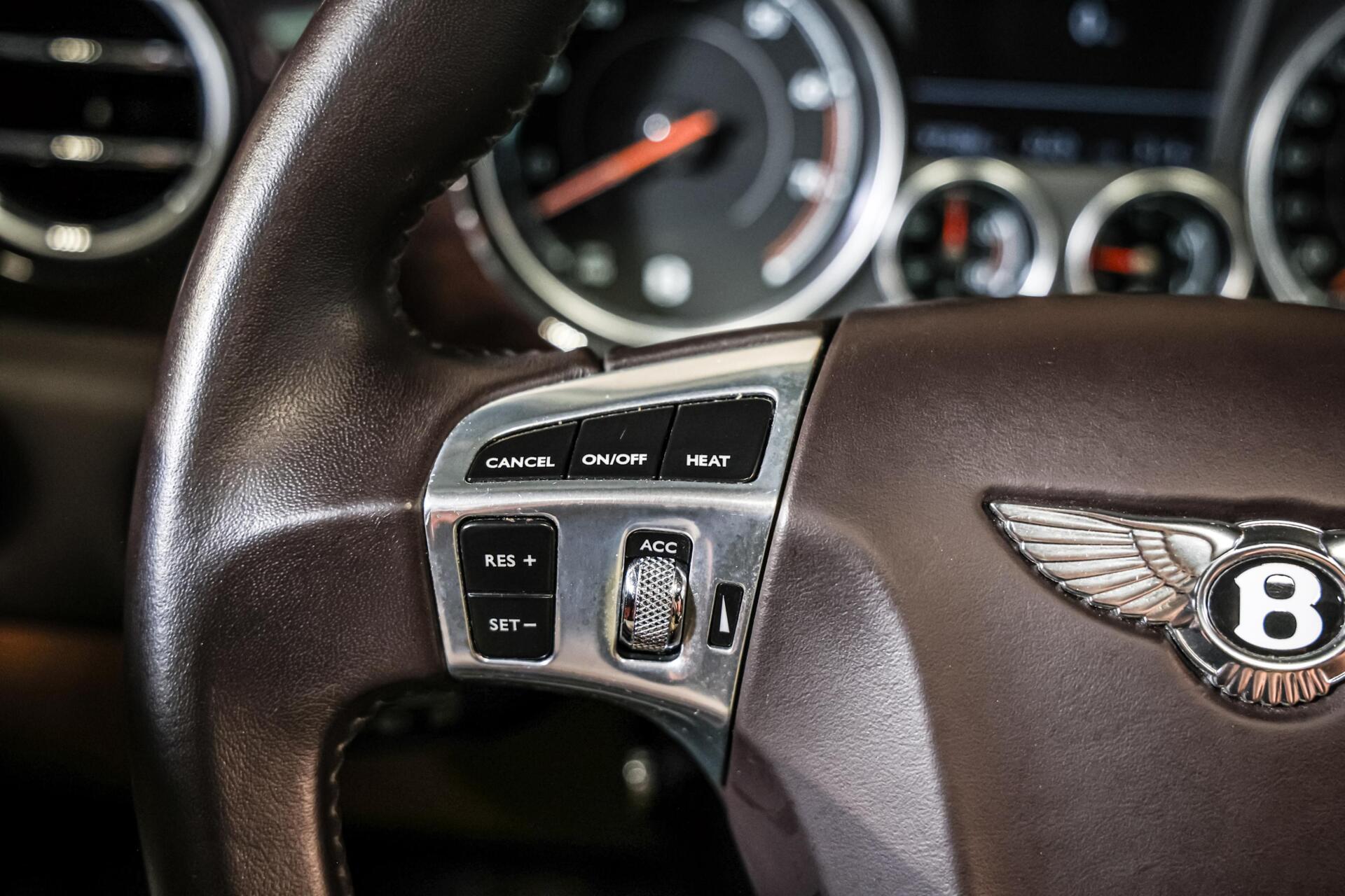 Foto van Bentley Flying Spur
