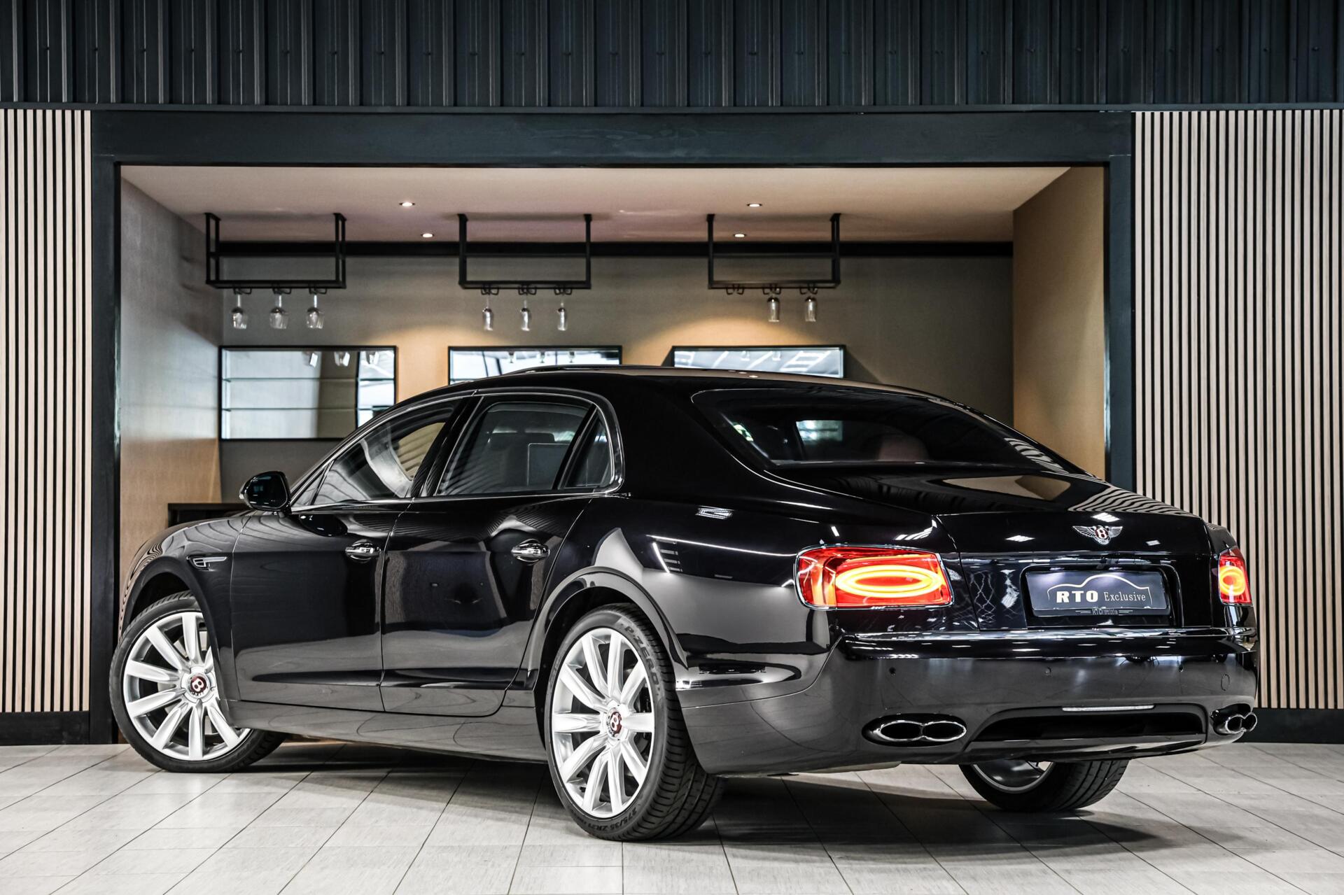 Foto van Bentley Flying Spur