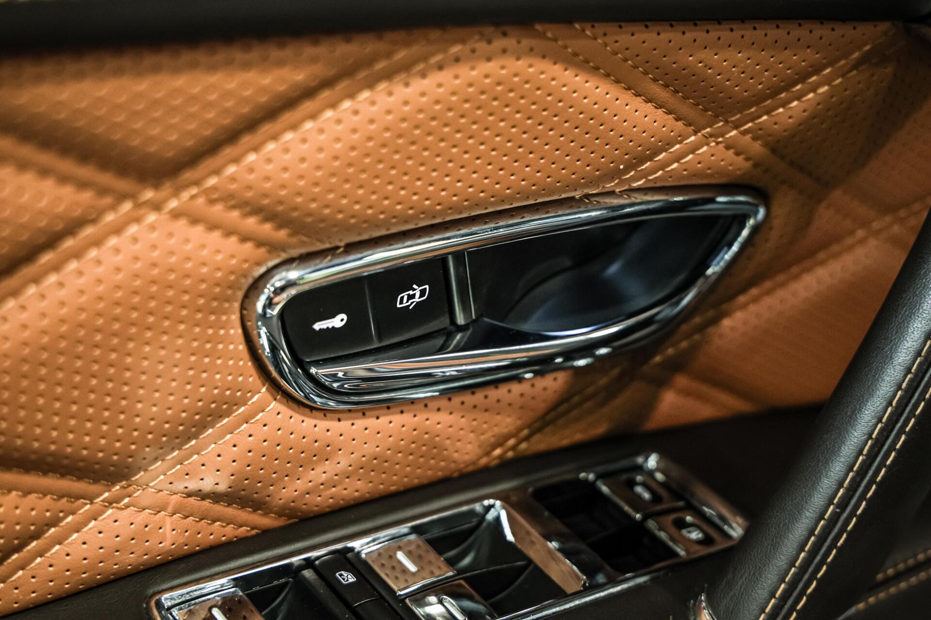 Foto van Bentley Flying Spur