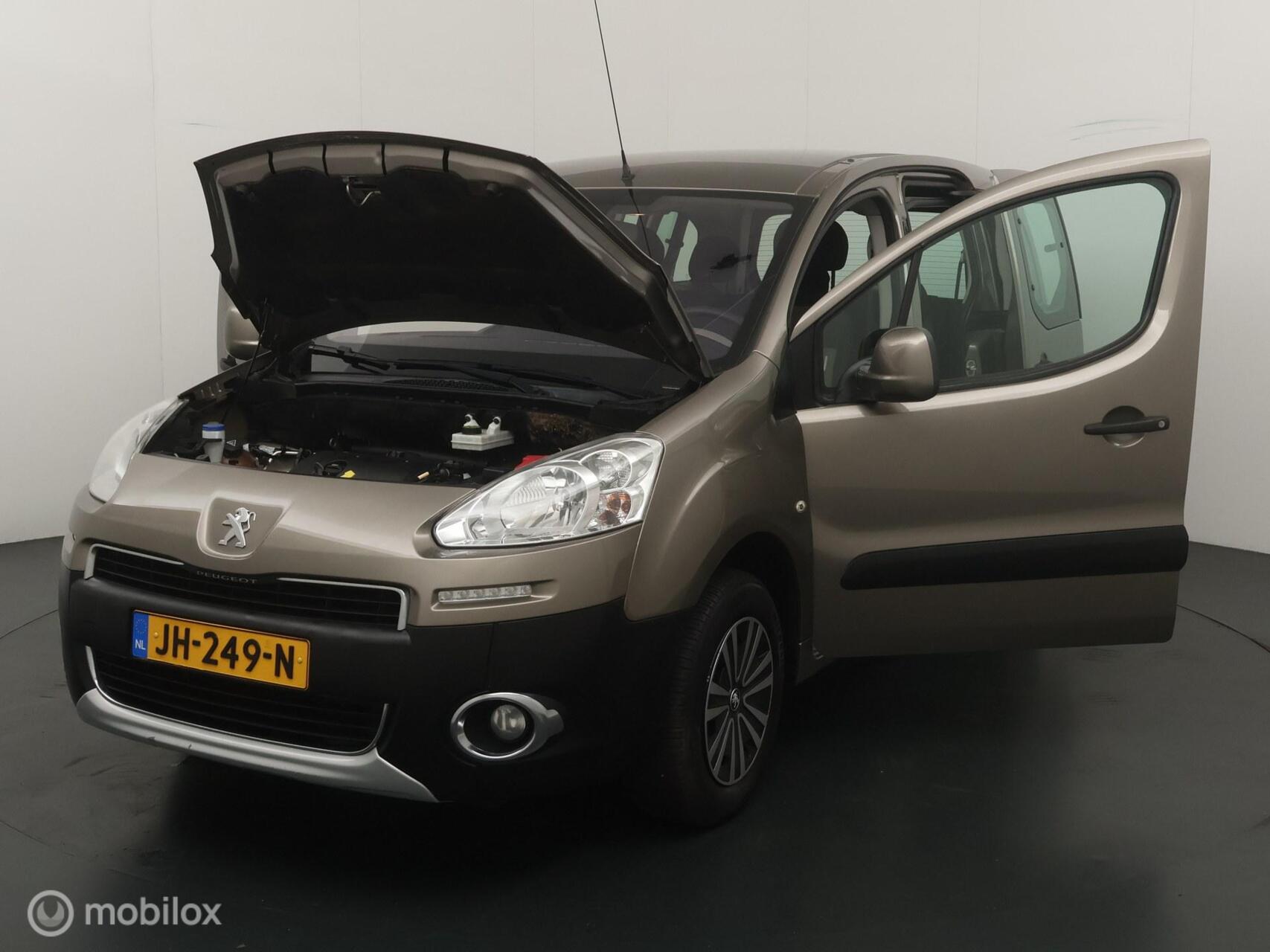 Foto van Peugeot Partner