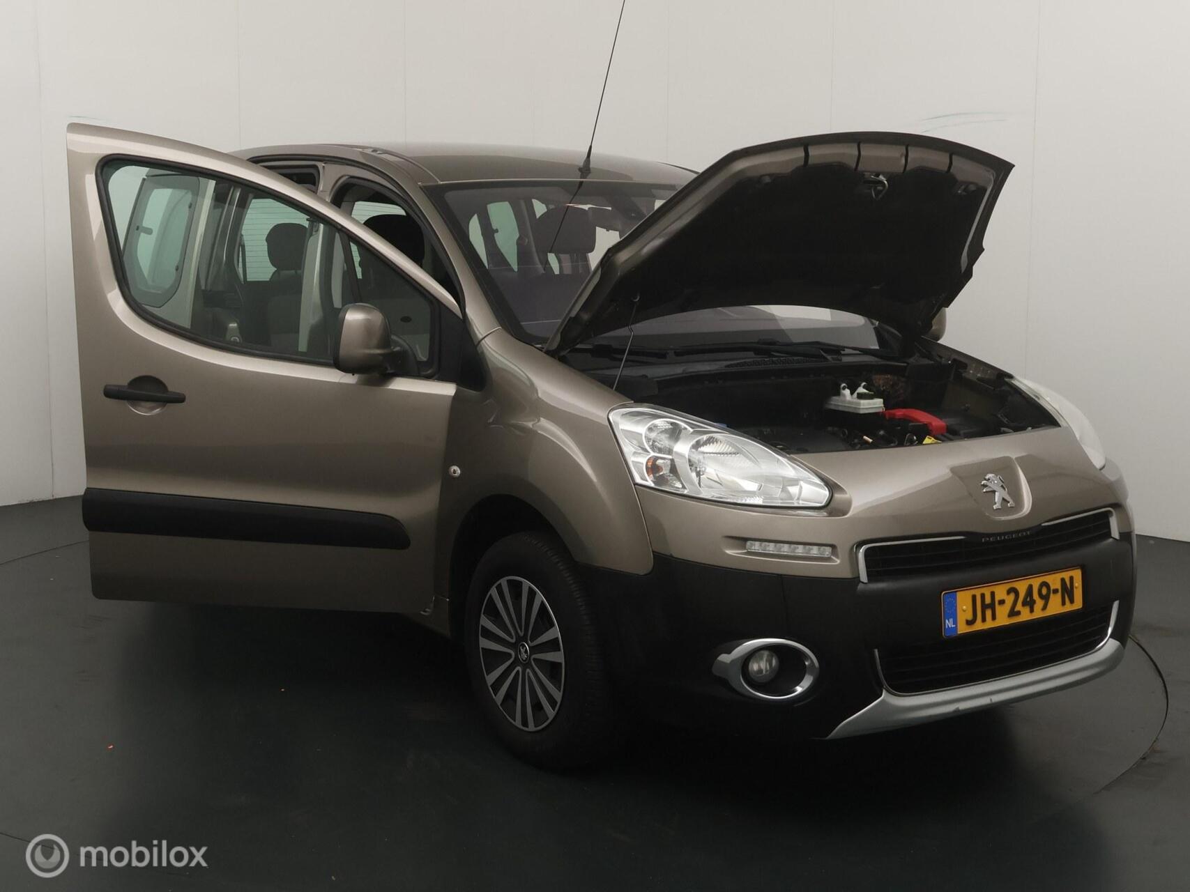 Foto van Peugeot Partner