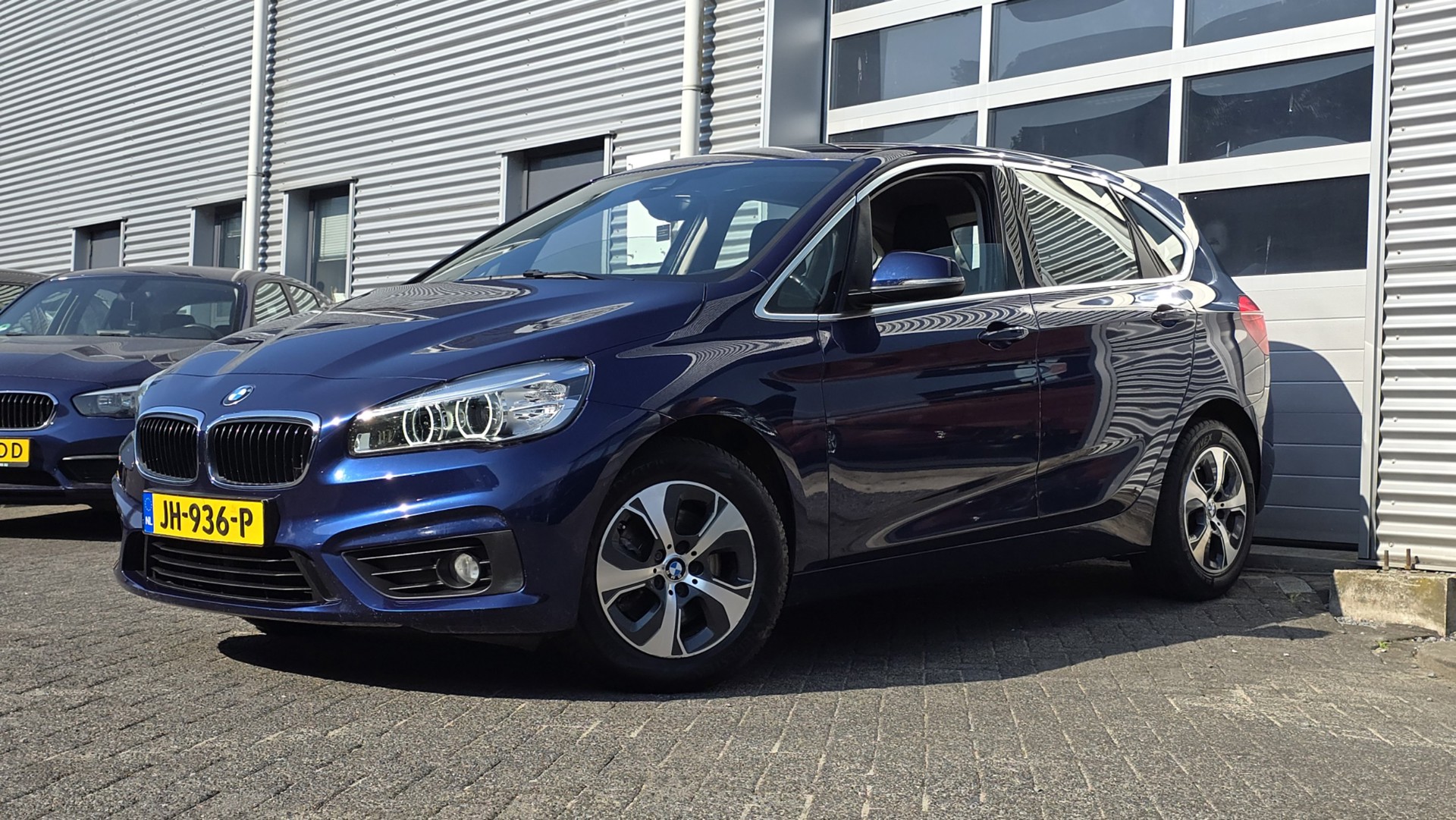 BMW 218i Active Tourer 218i Centennial Executive 2016 - voorkant