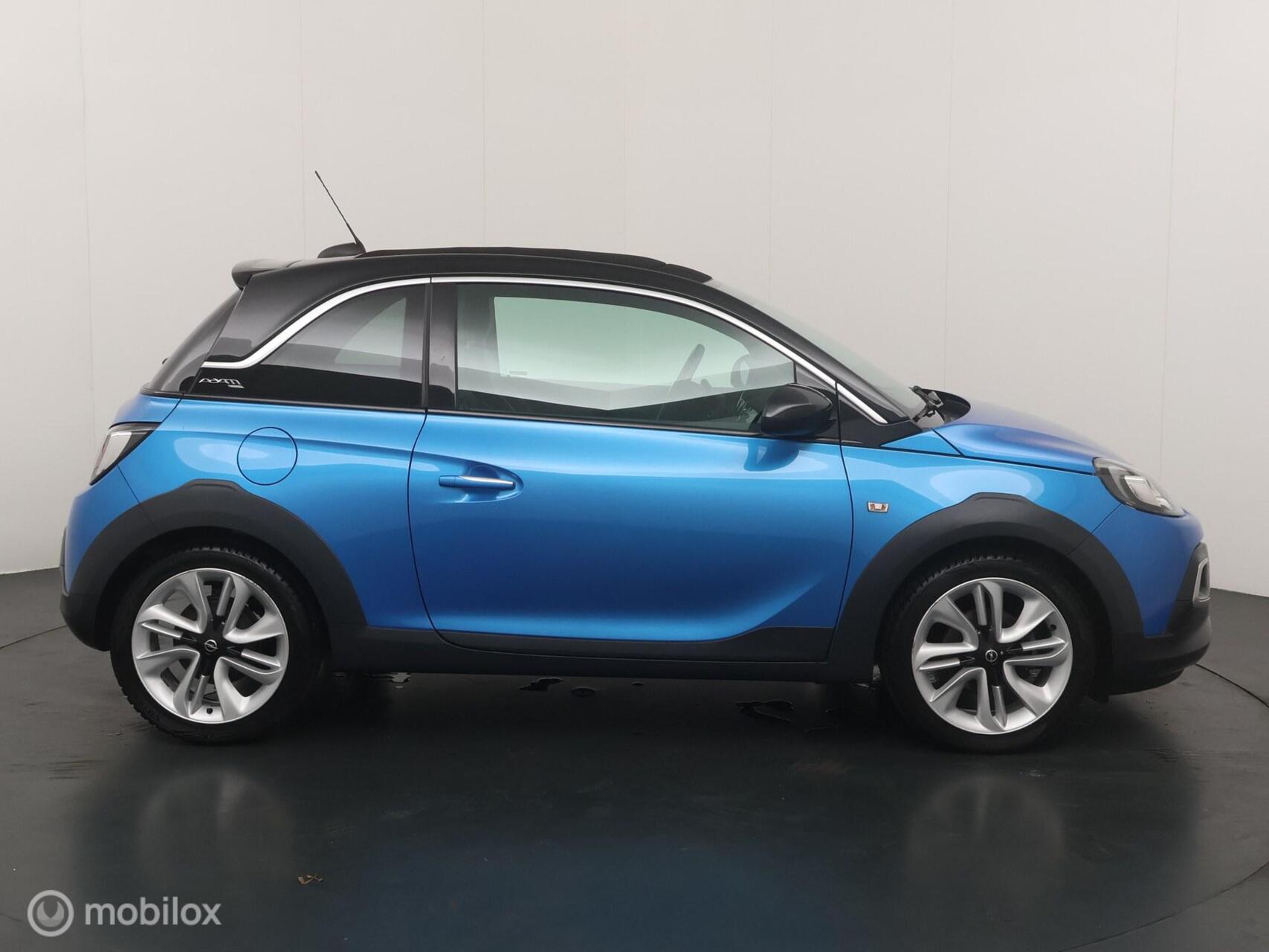 Foto van Opel Adam