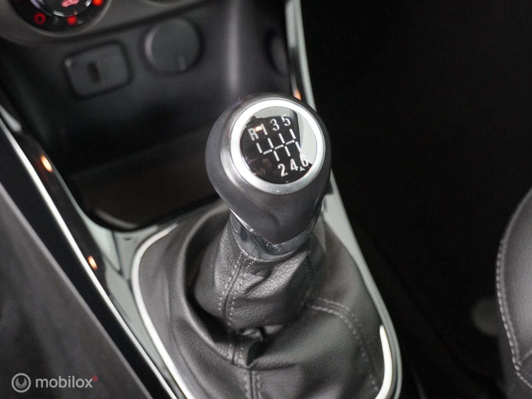 Foto van Opel Adam