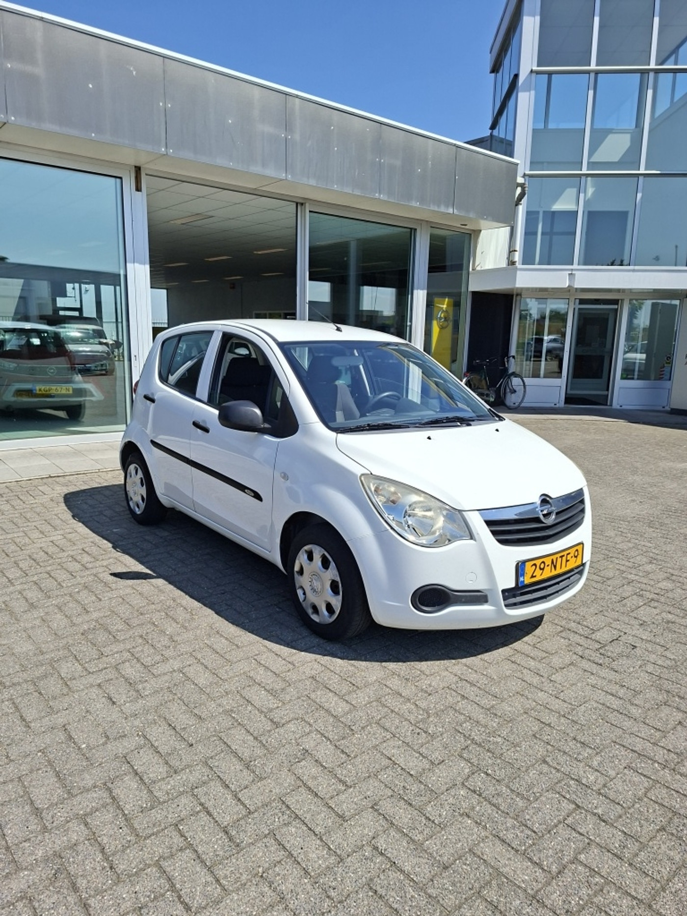 Foto van Opel Agila