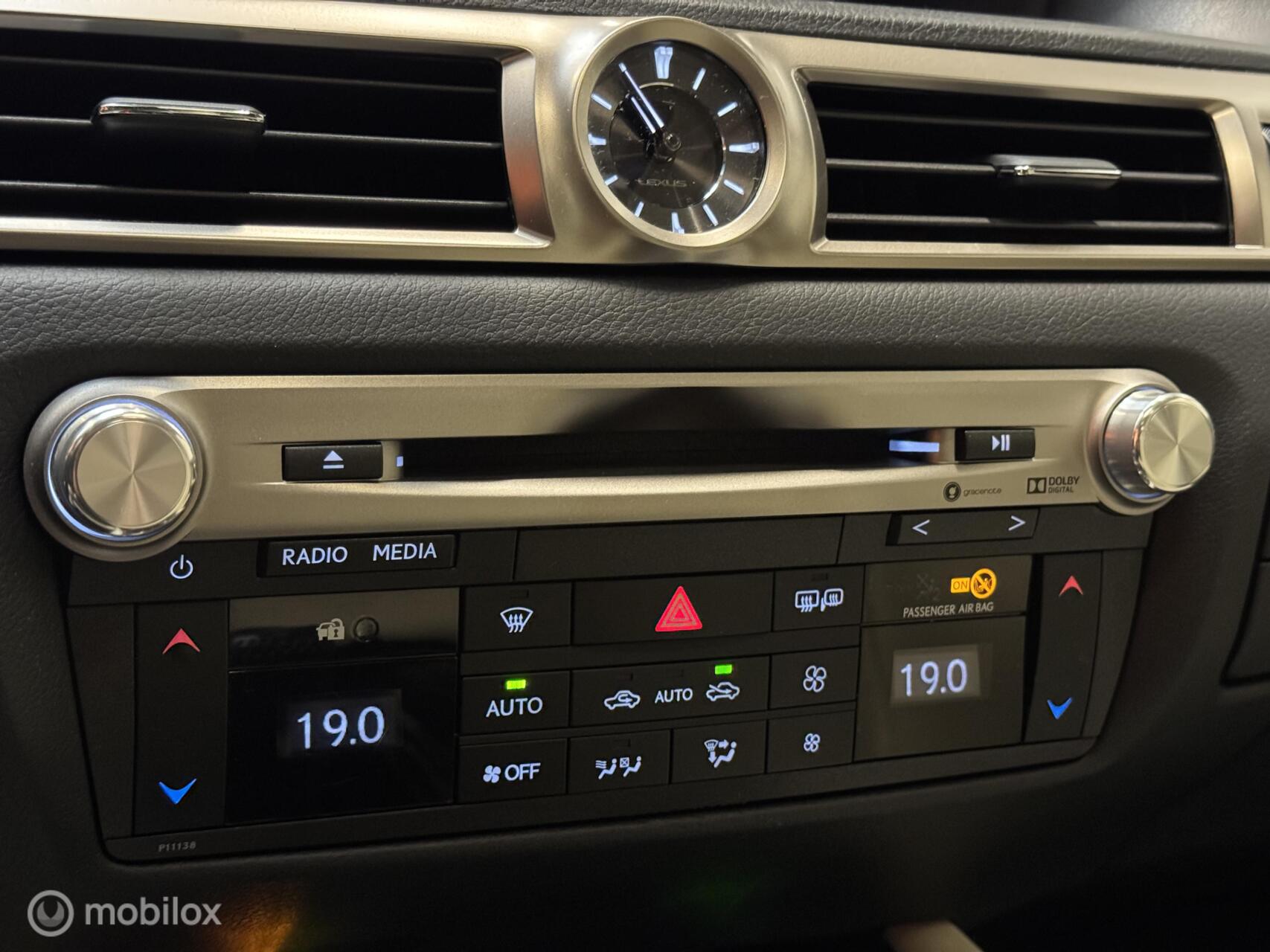 Foto van Lexus Lexus Gs300h
