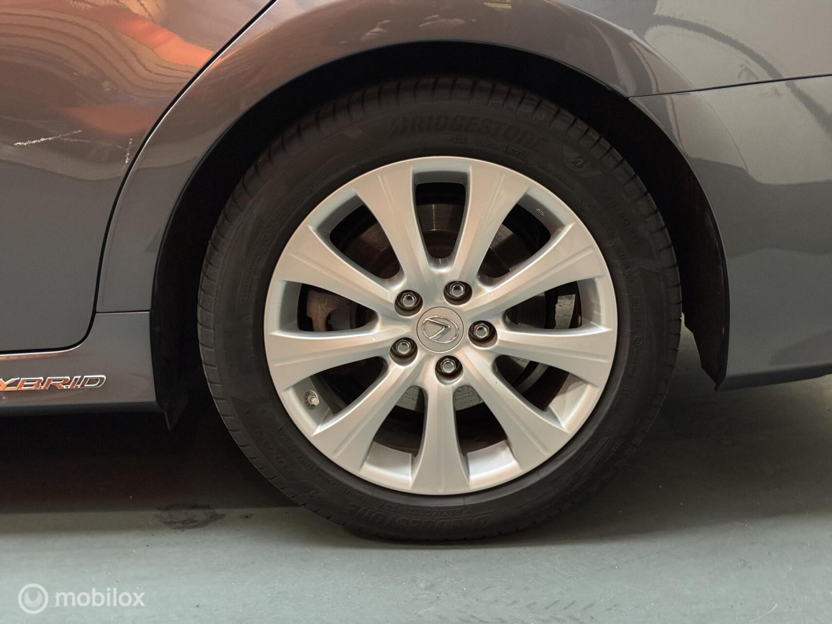 Foto van Lexus Lexus Gs300h