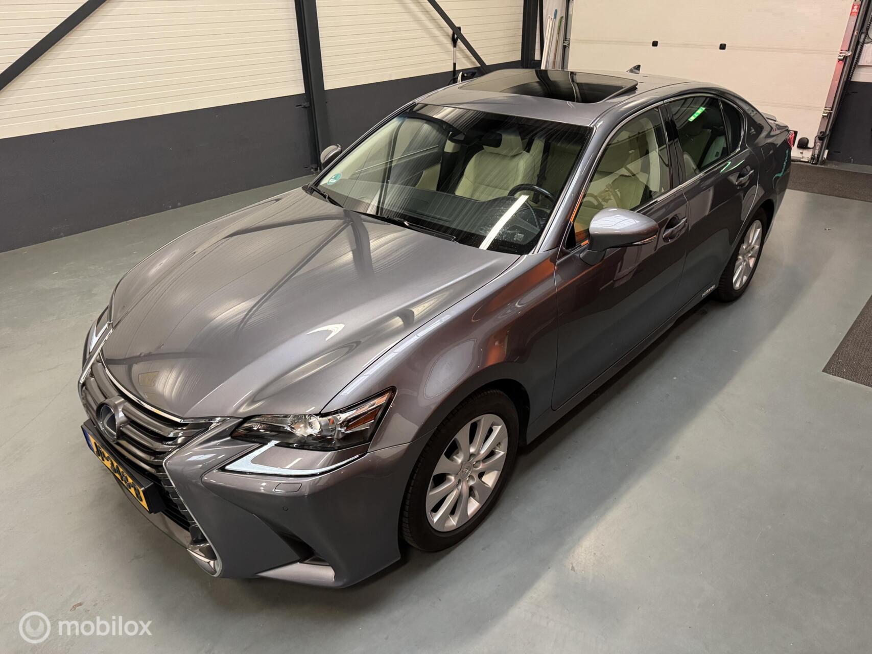 Foto van Lexus Lexus Gs300h
