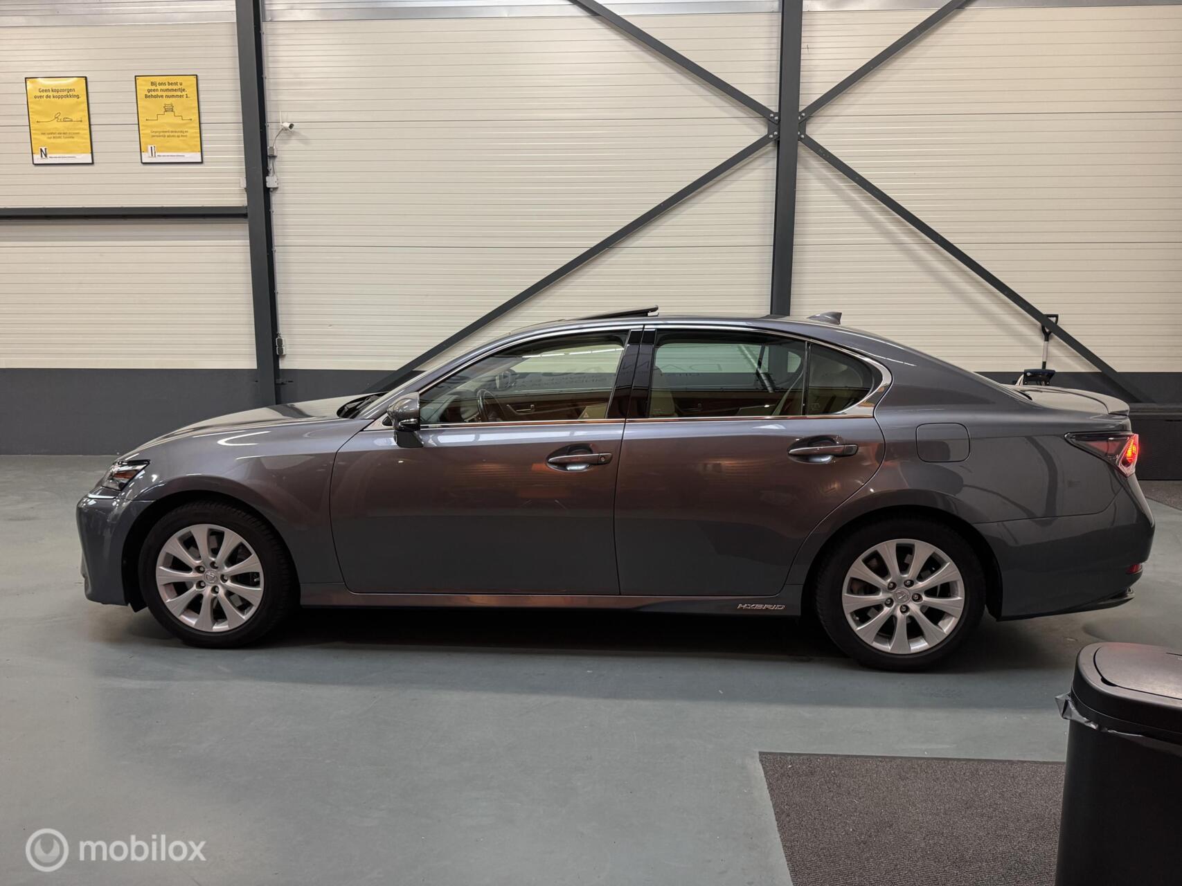 Foto van Lexus Lexus Gs300h