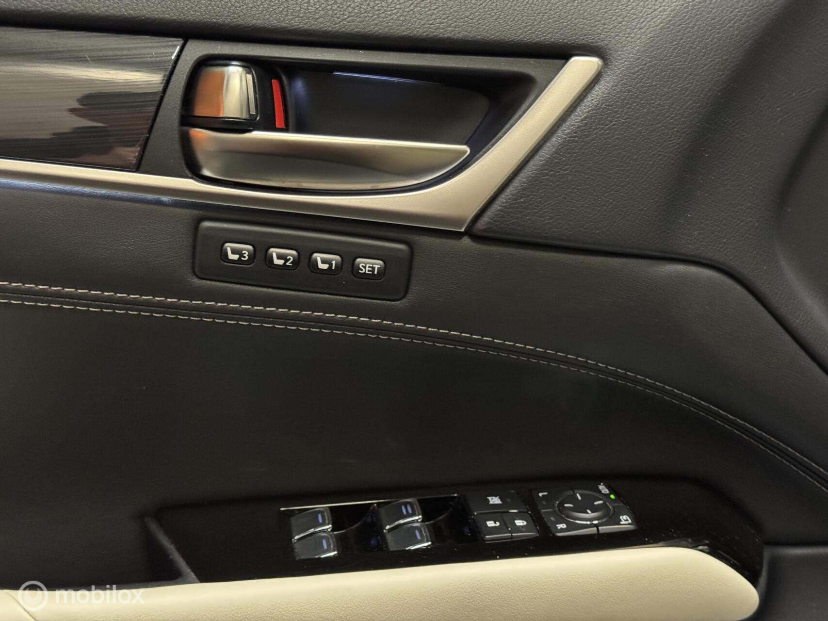 Foto van Lexus Lexus Gs300h