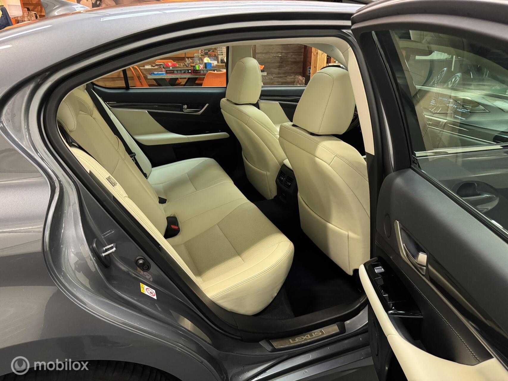 Foto van Lexus Lexus Gs300h