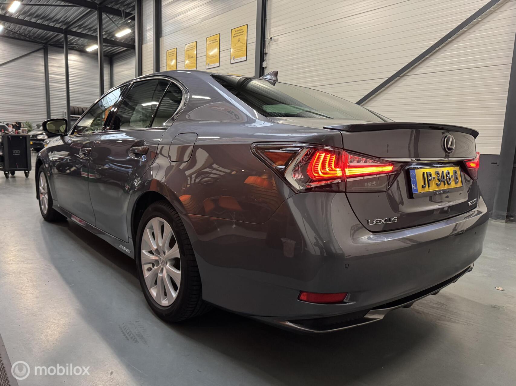 Foto van Lexus Lexus Gs300h