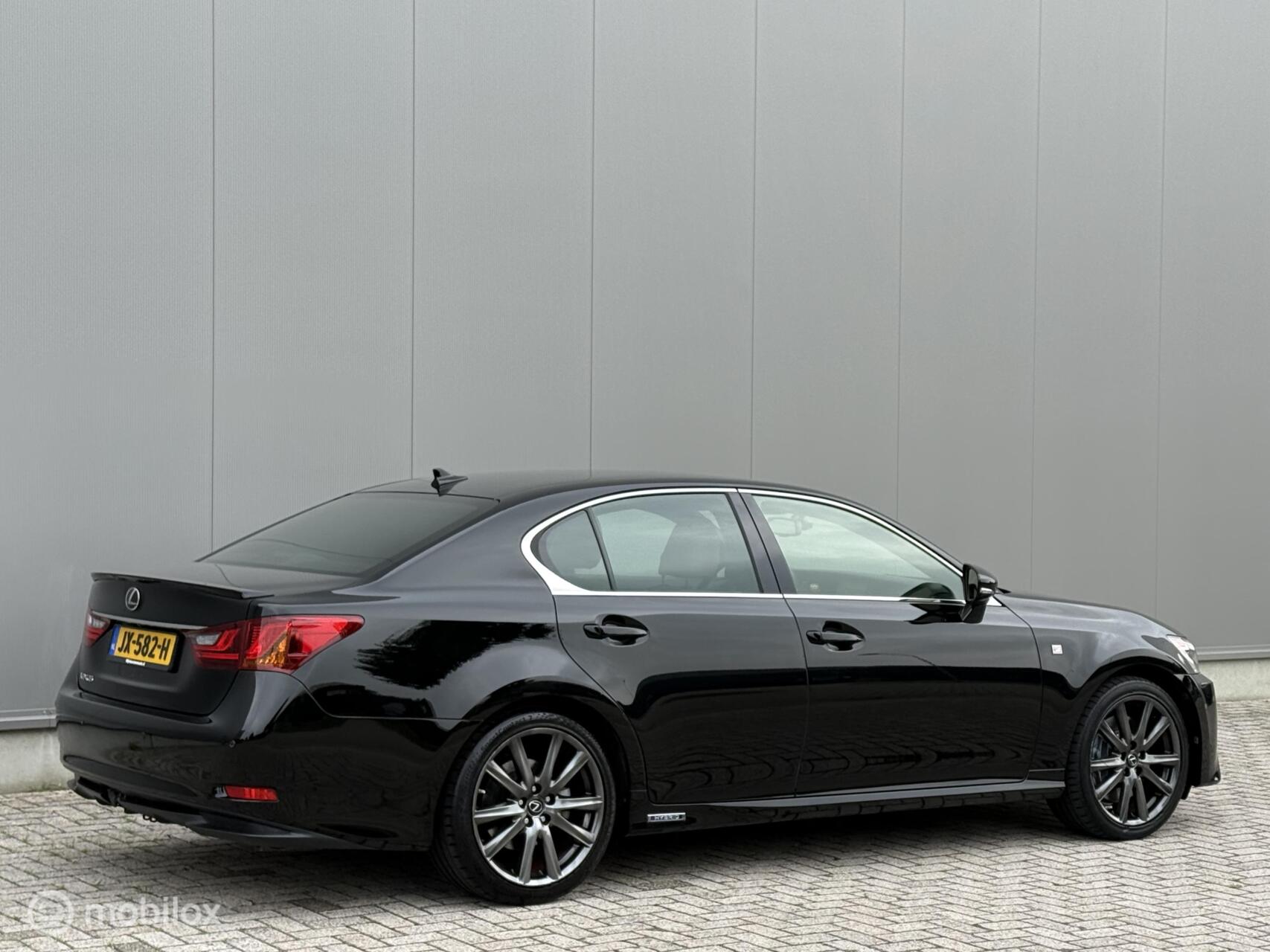 Foto van Lexus GS