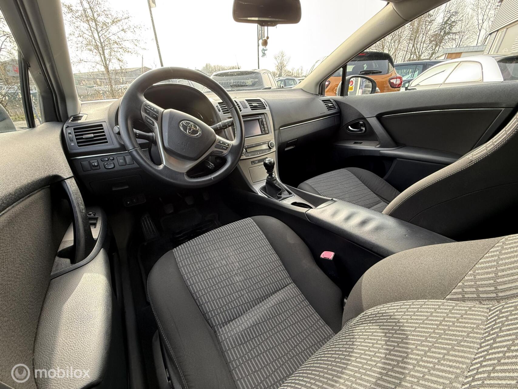 Foto van Toyota Toyota Avensis