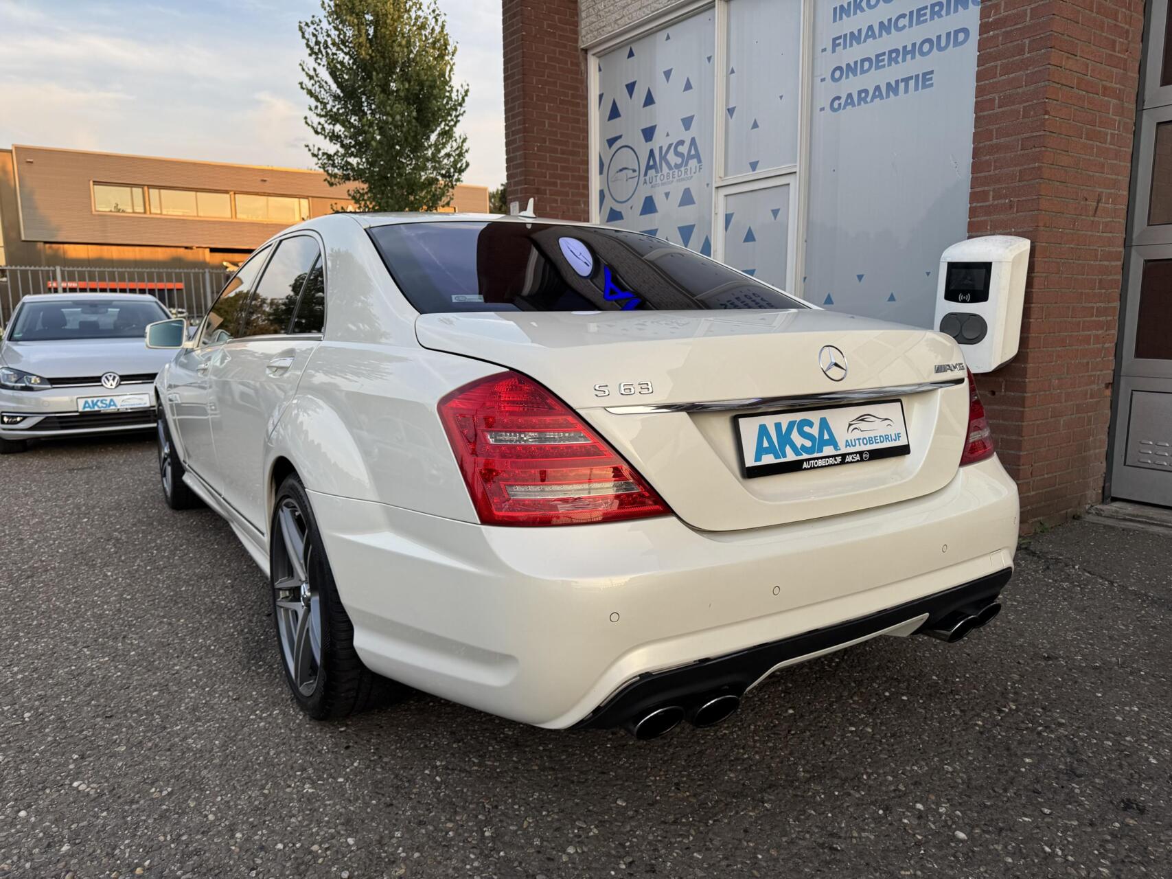 Foto van Mercedes-Benz S 63 AMG