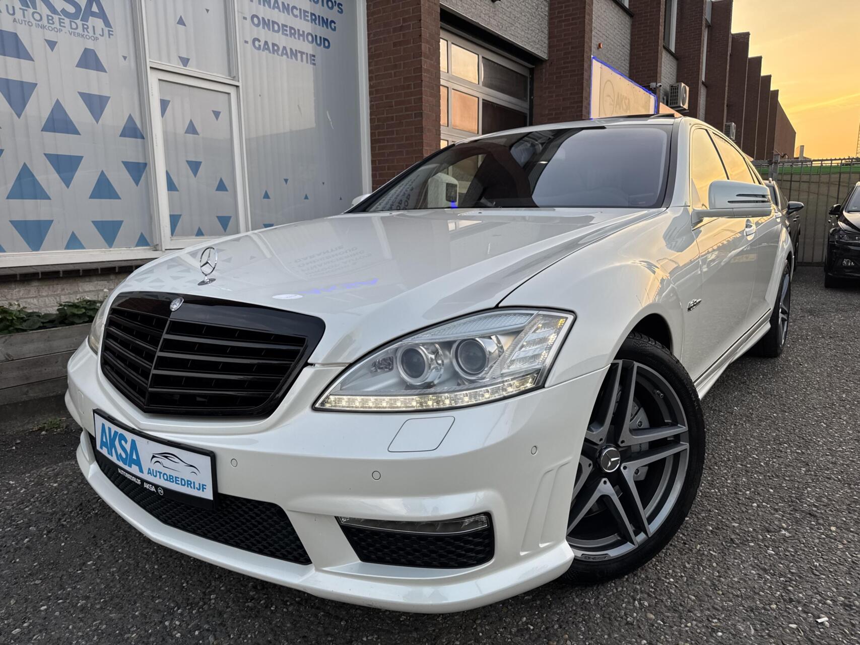 Foto van Mercedes-Benz S 63 AMG