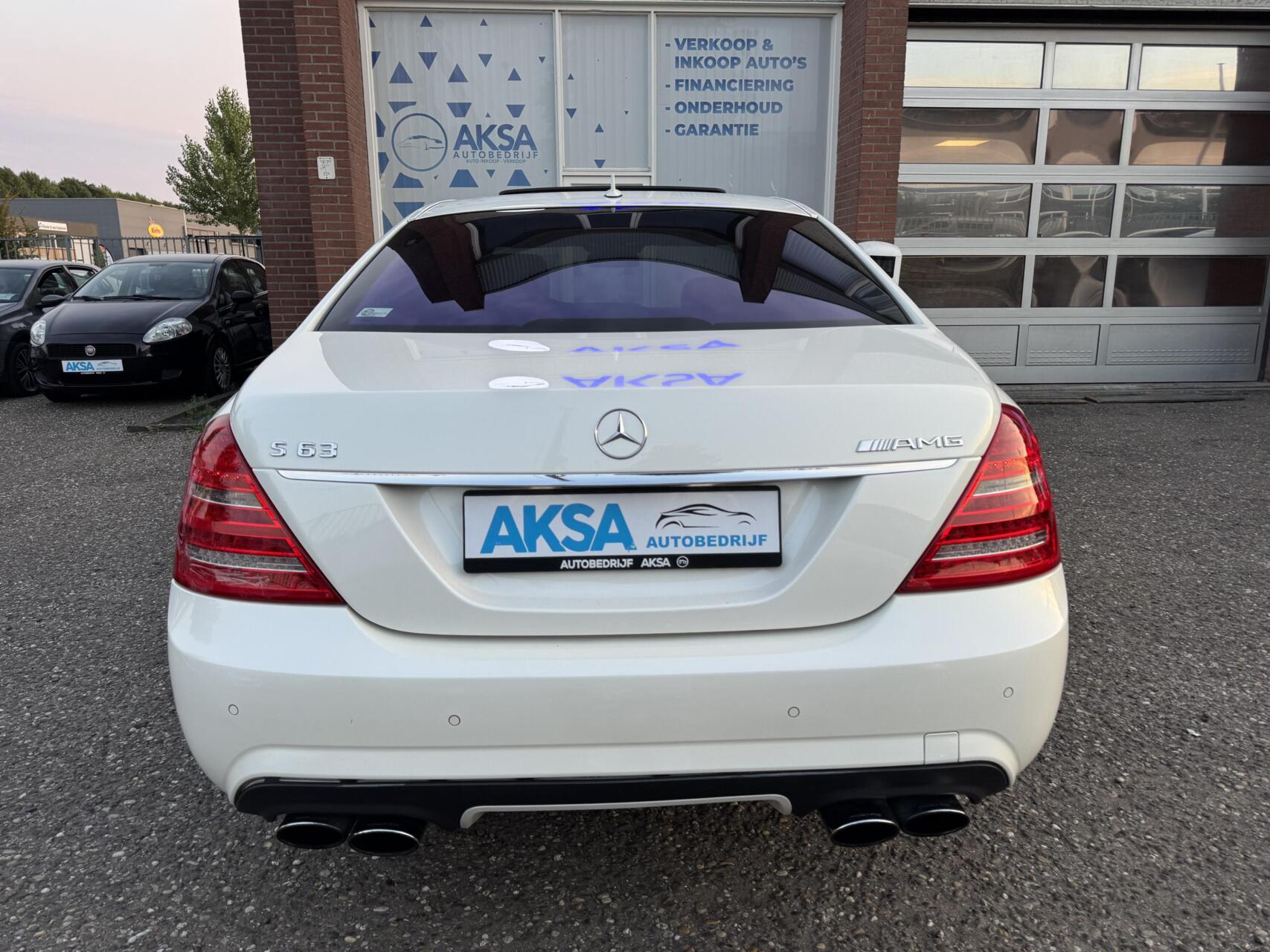 Foto van Mercedes-Benz S 63 AMG