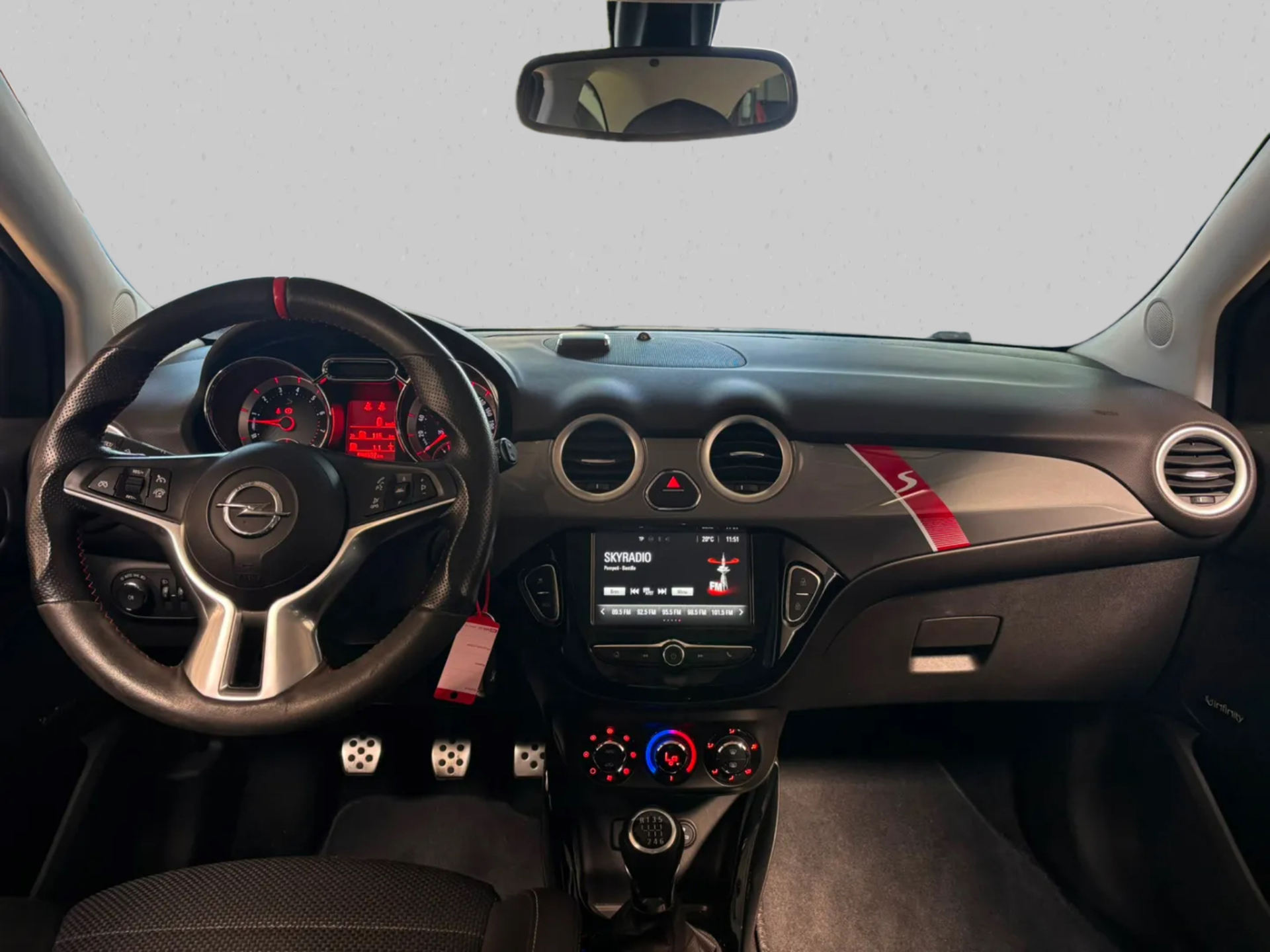 Foto van Opel Adam