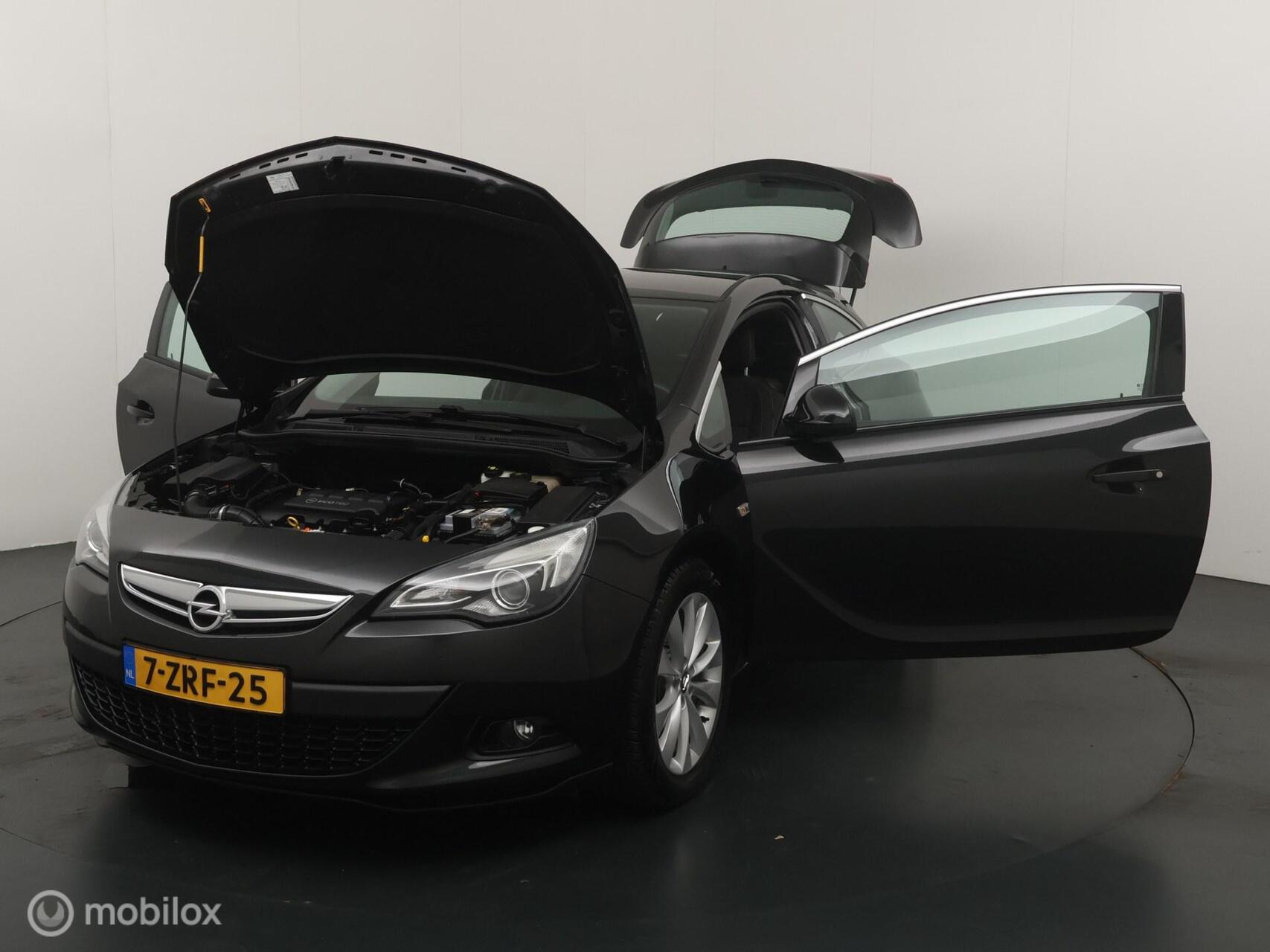 Foto van Opel Astra GTC