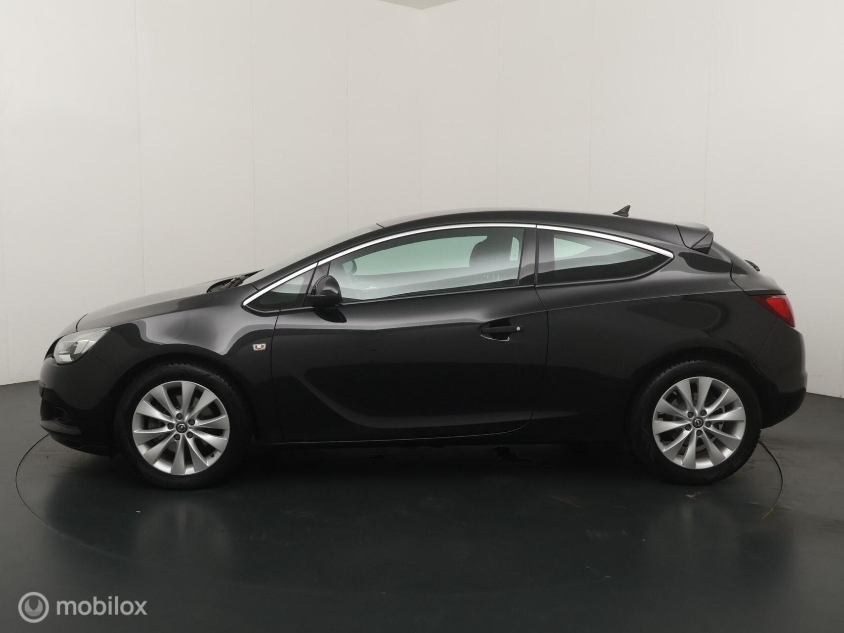 Foto van Opel Astra GTC