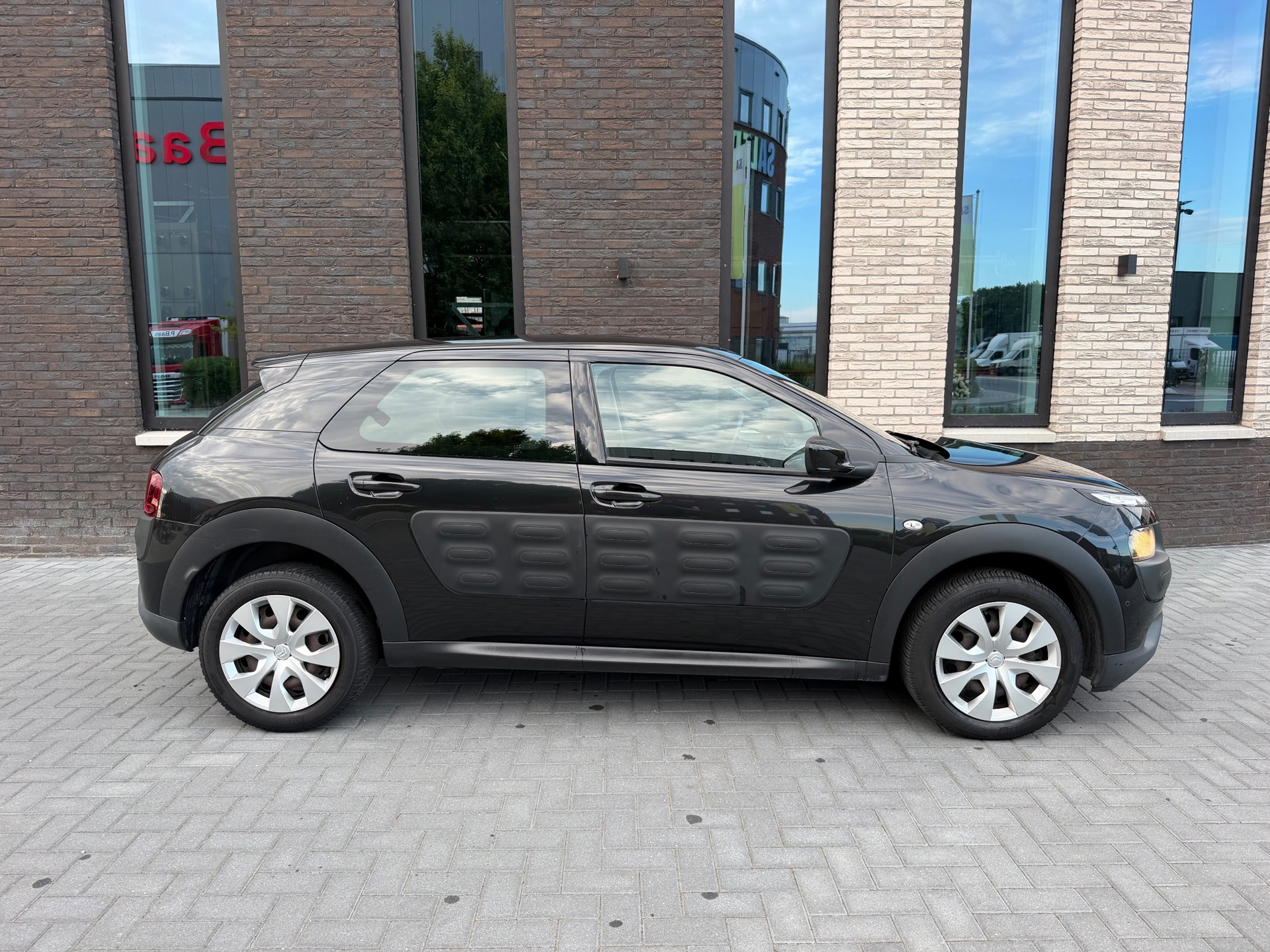 Foto van Citroen C4 Cactus