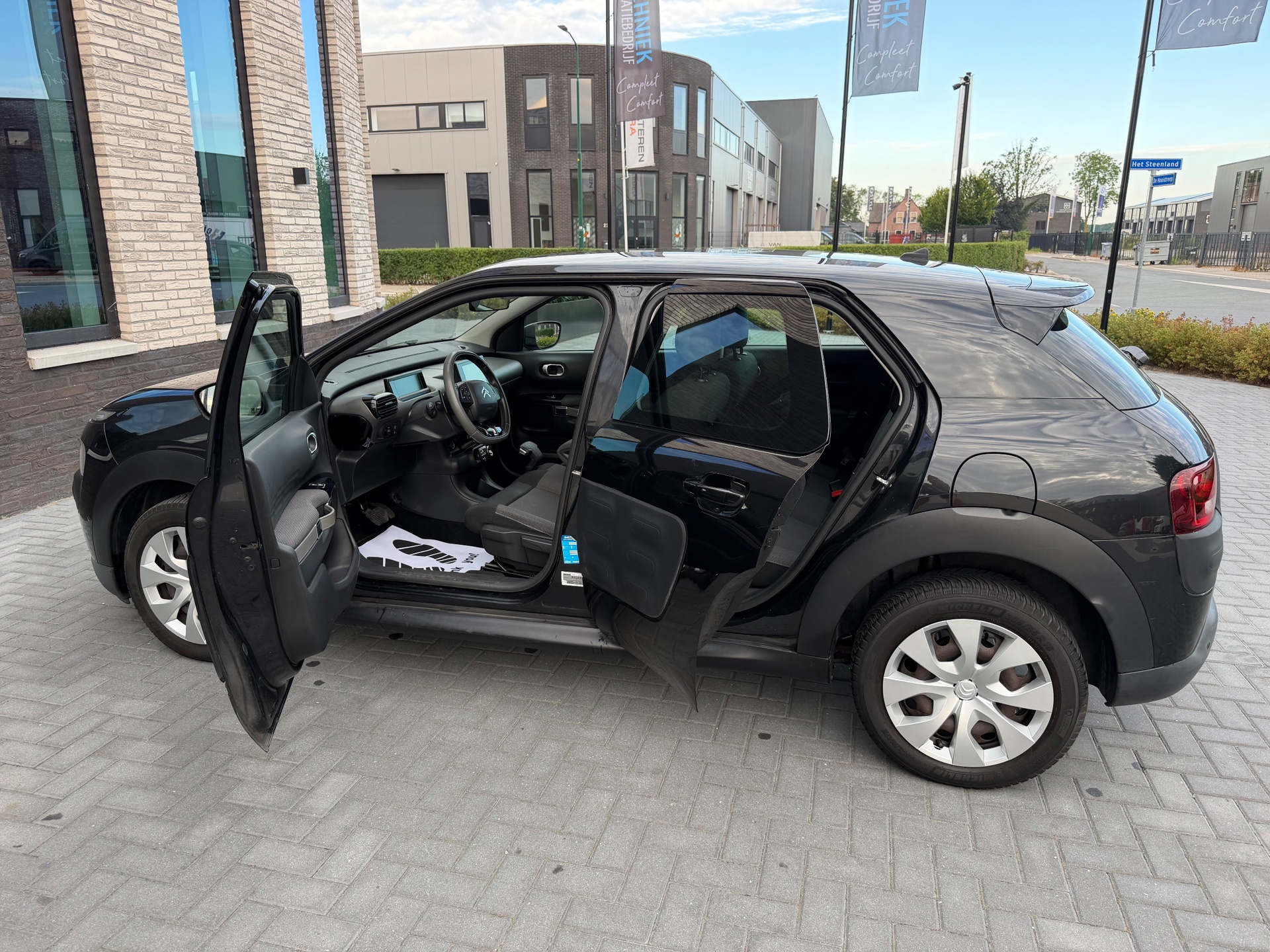 Foto van Citroen C4 Cactus
