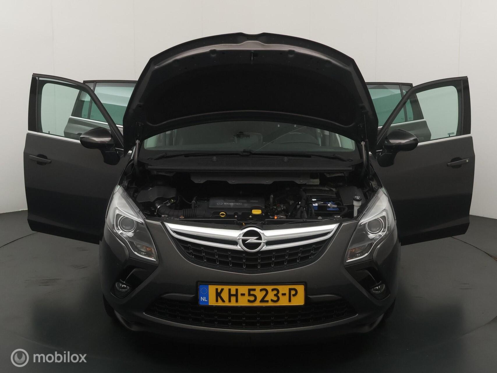 Foto van Opel Zafira Tourer