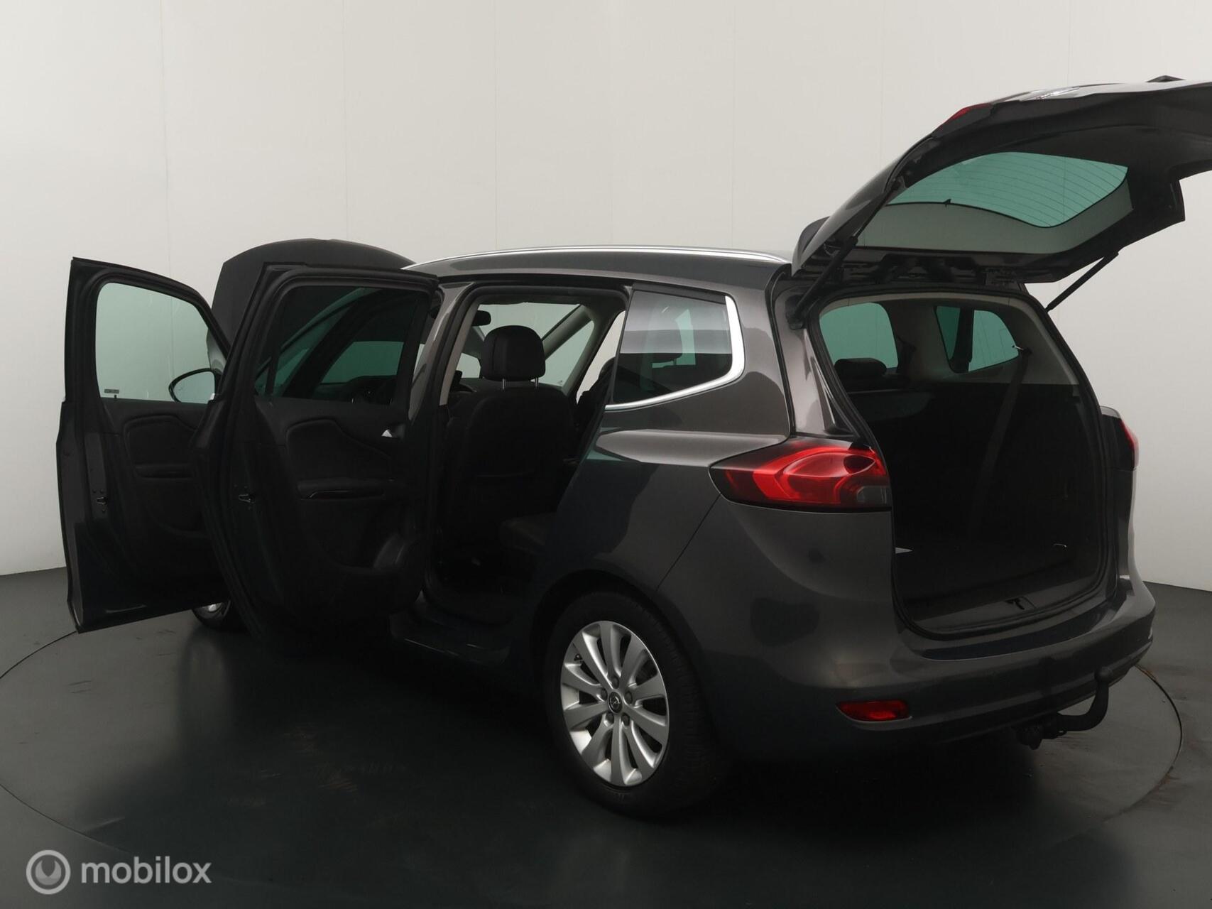 Foto van Opel Zafira Tourer