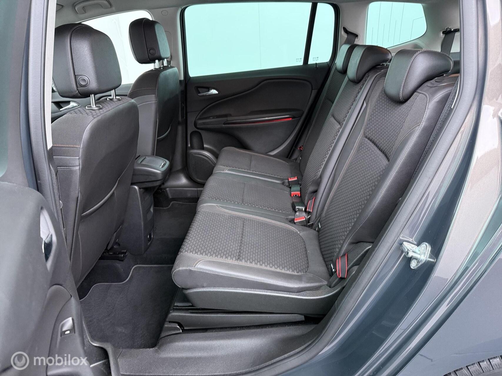 Foto van Opel Zafira Tourer