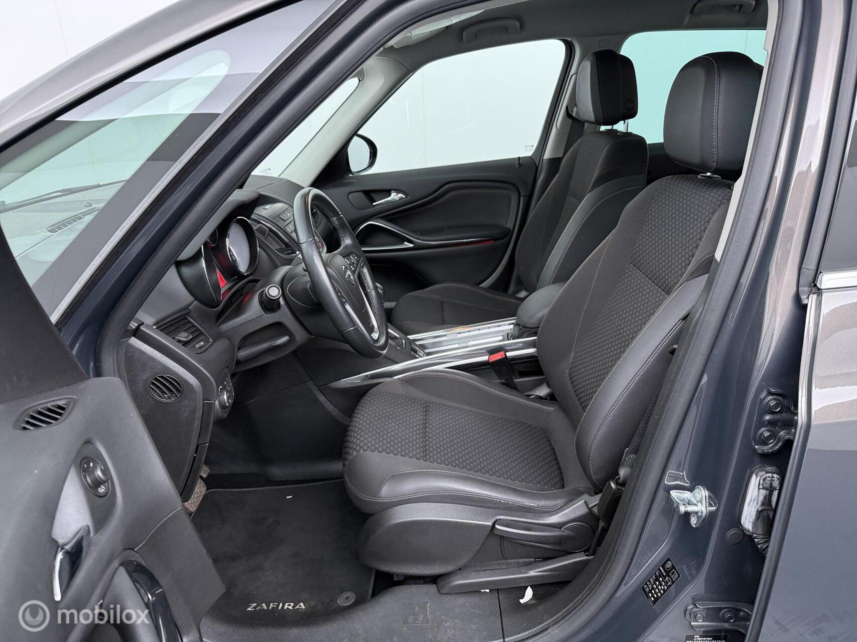 Foto van Opel Zafira Tourer